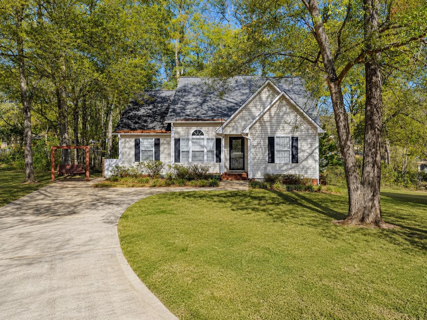 921 Hollyhock Court Property Photo 1