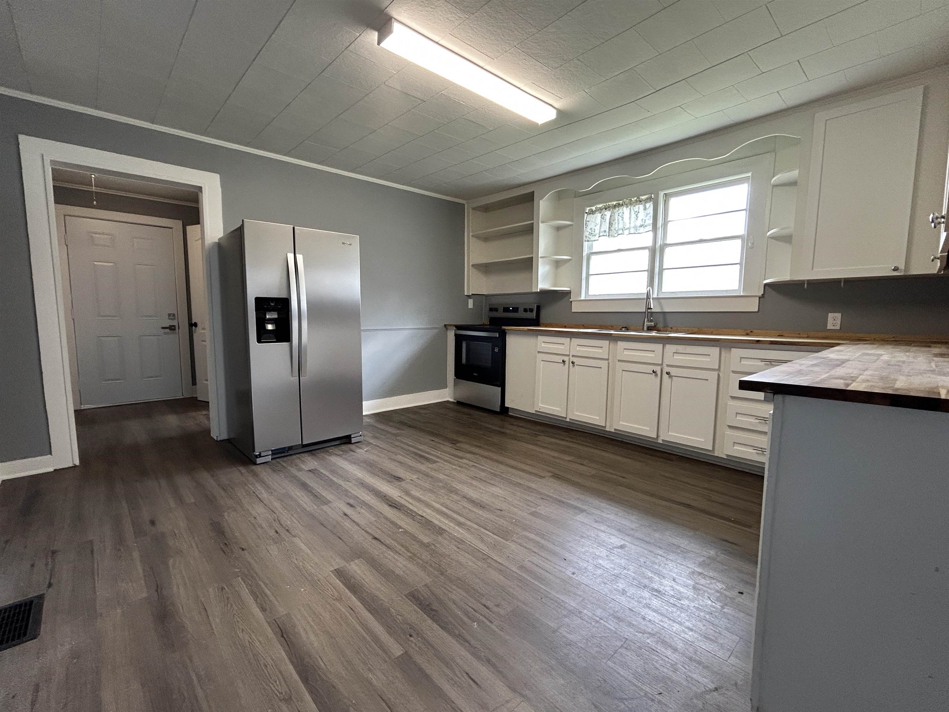 150 Pickney Street Property Photo 10
