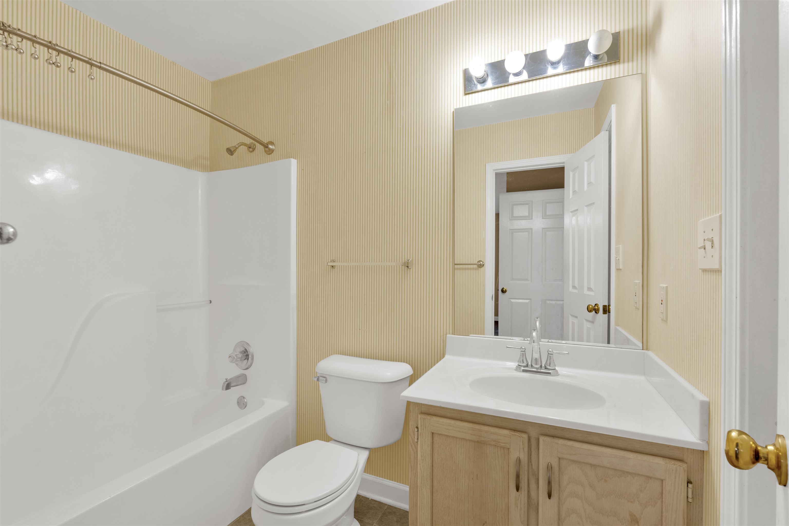 411 E Calhoun Crossing Court Property Photo 13