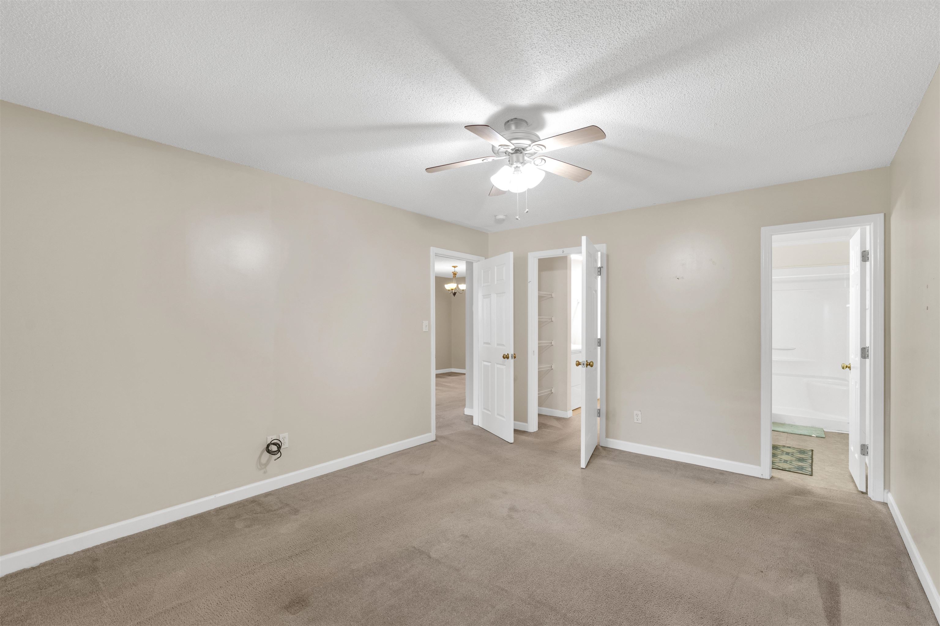 411 E Calhoun Crossing Court Property Photo 16
