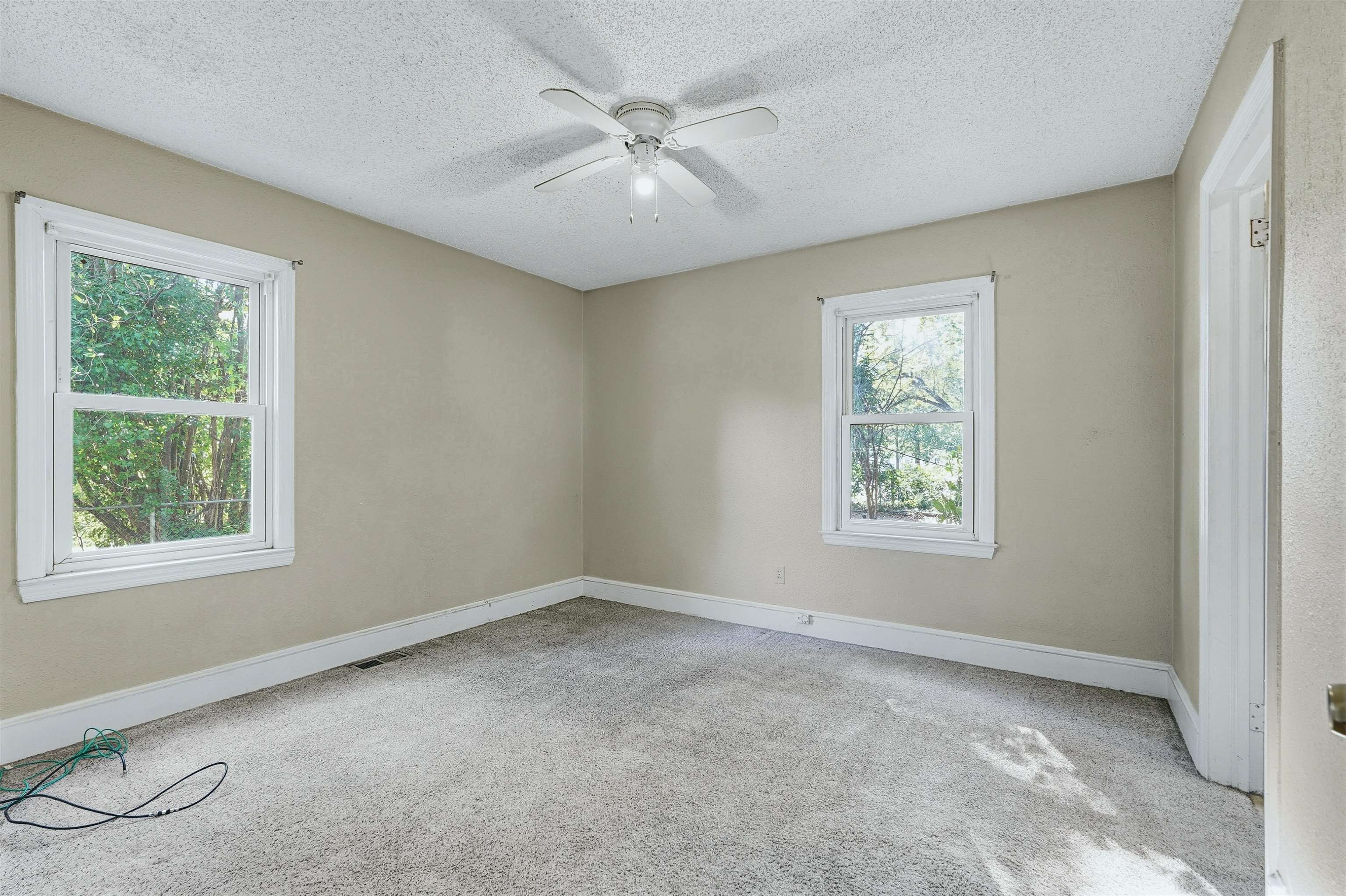 101 Tyler Court Property Photo 9