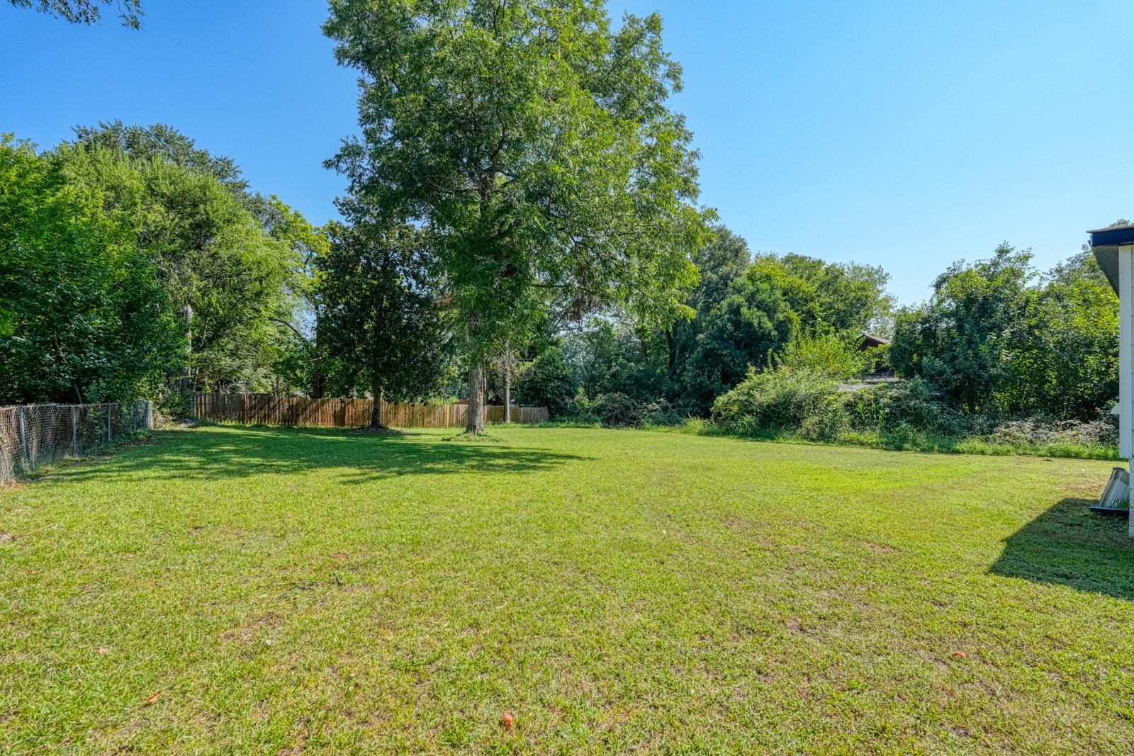 125 Cunningham Street Property Photo 31