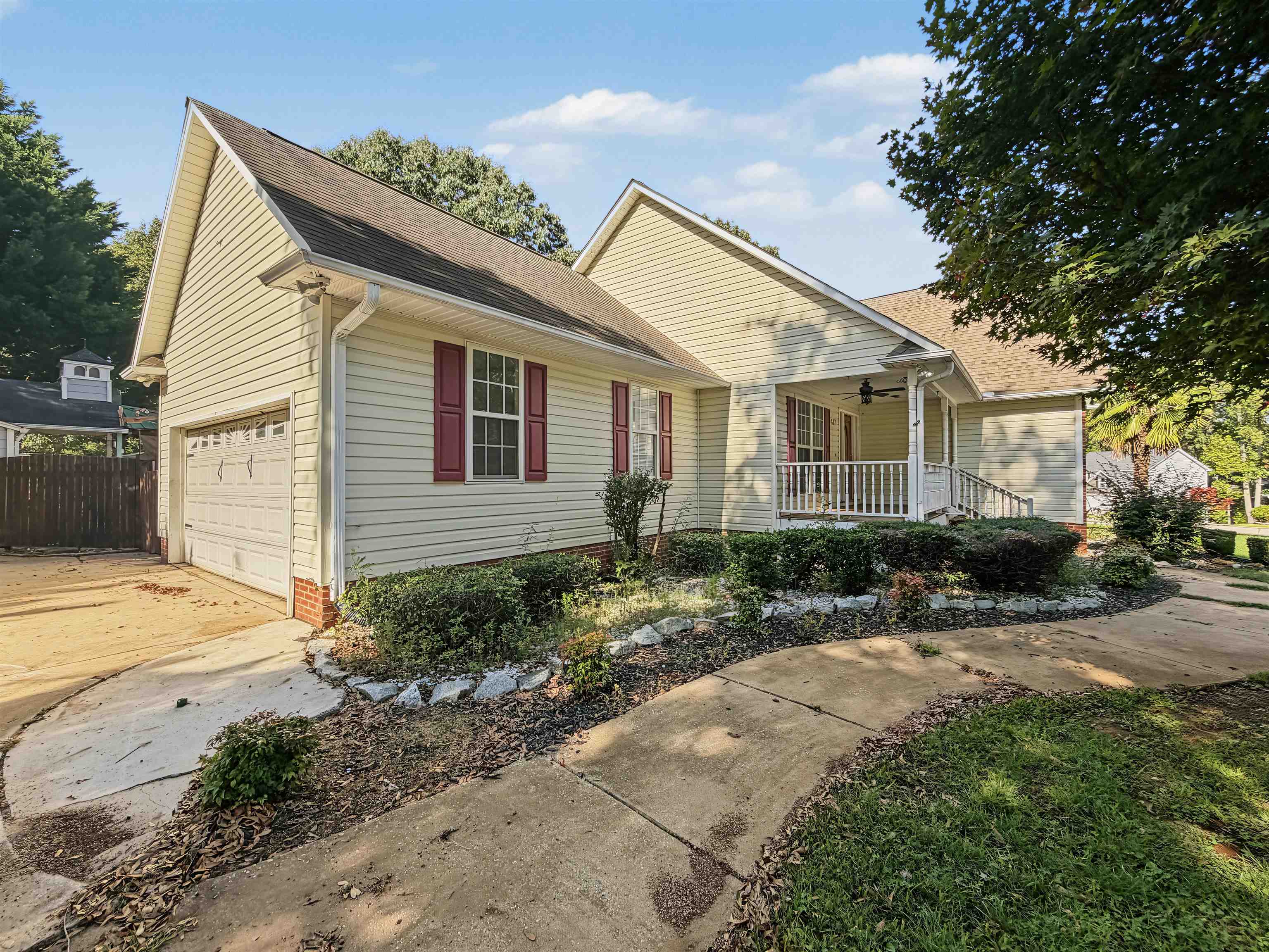 137 Eagle Ridge Drive Property Photo 4