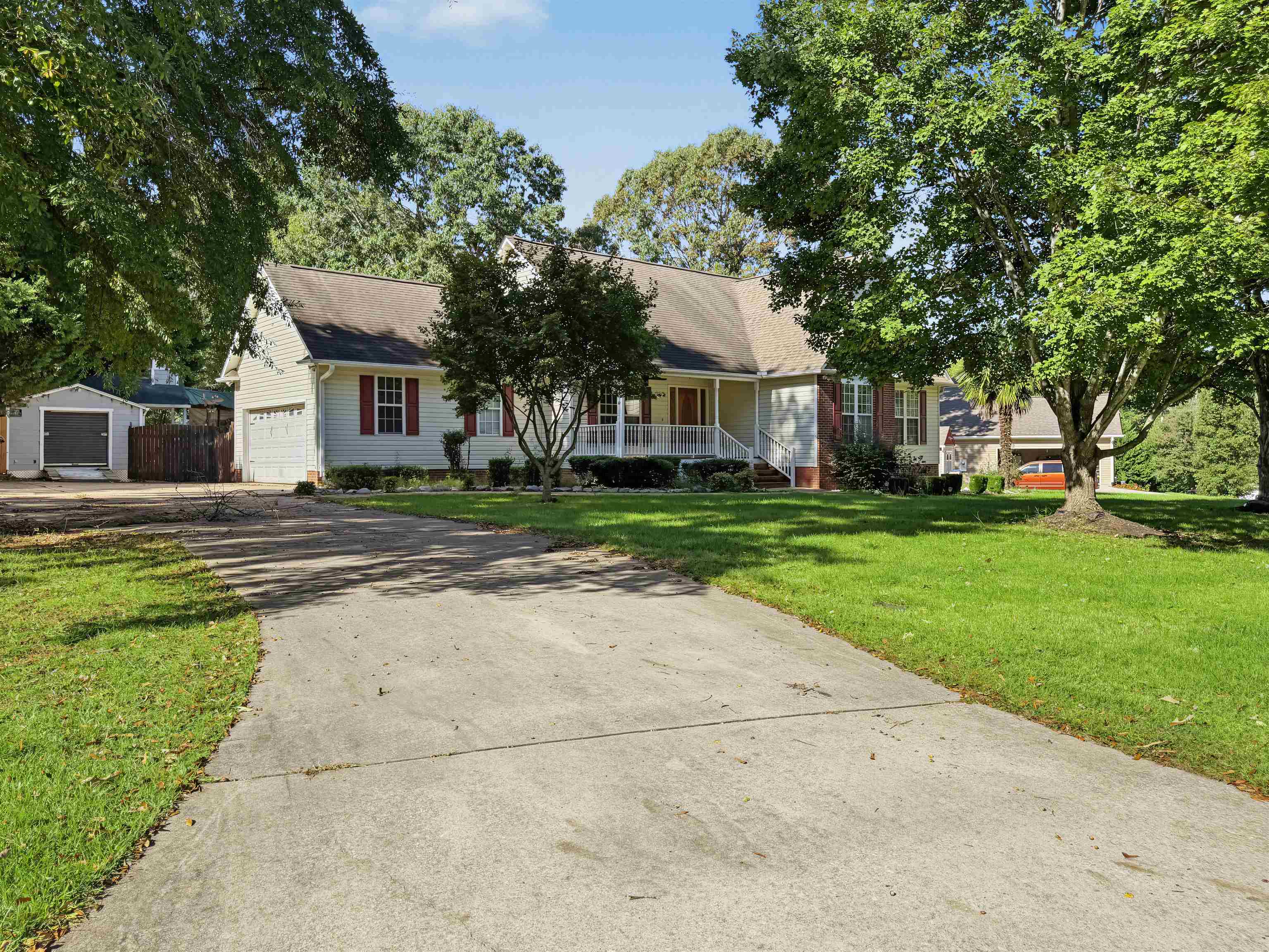 137 Eagle Ridge Drive Property Photo 6