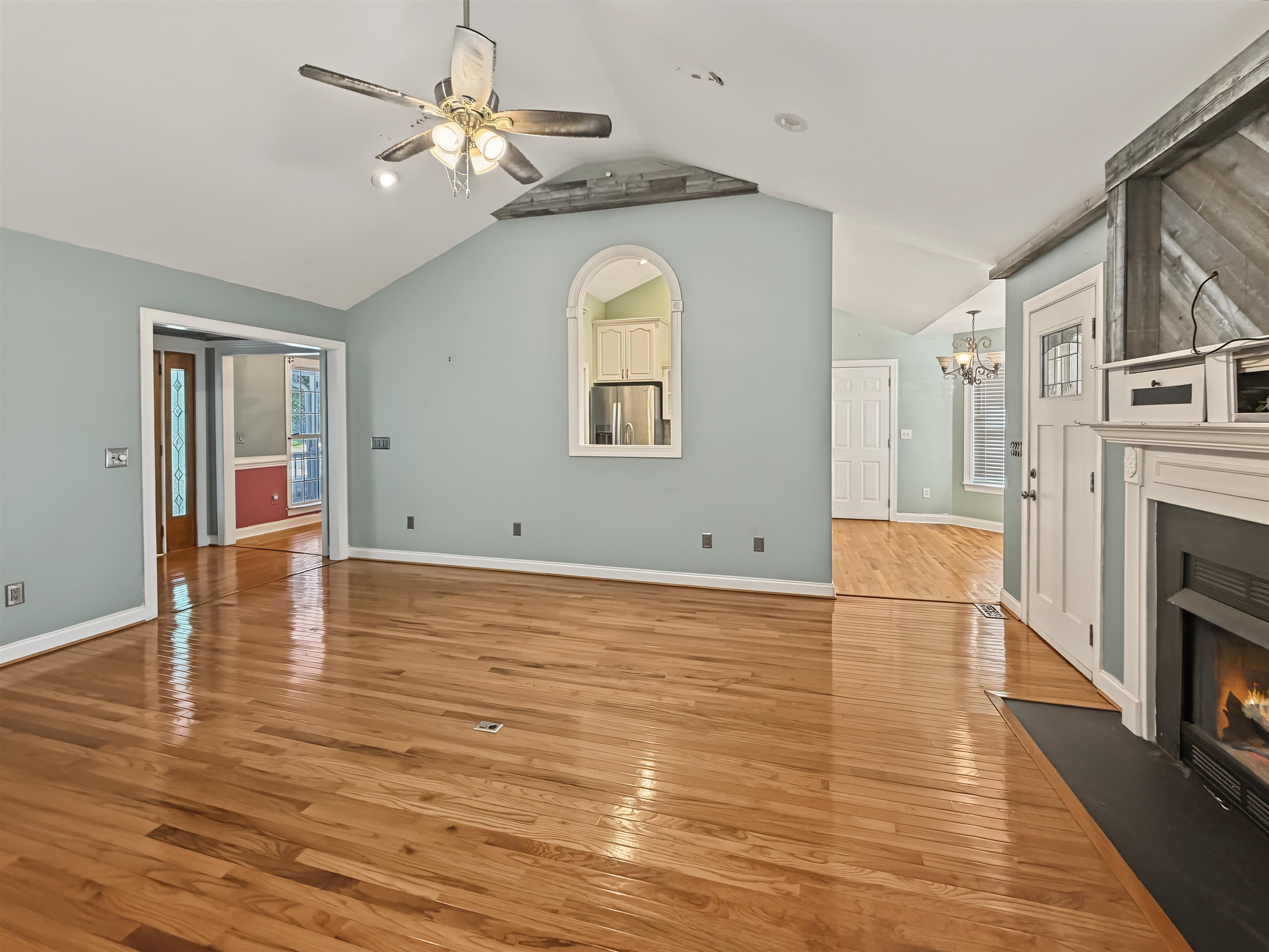 137 Eagle Ridge Drive Property Photo 9