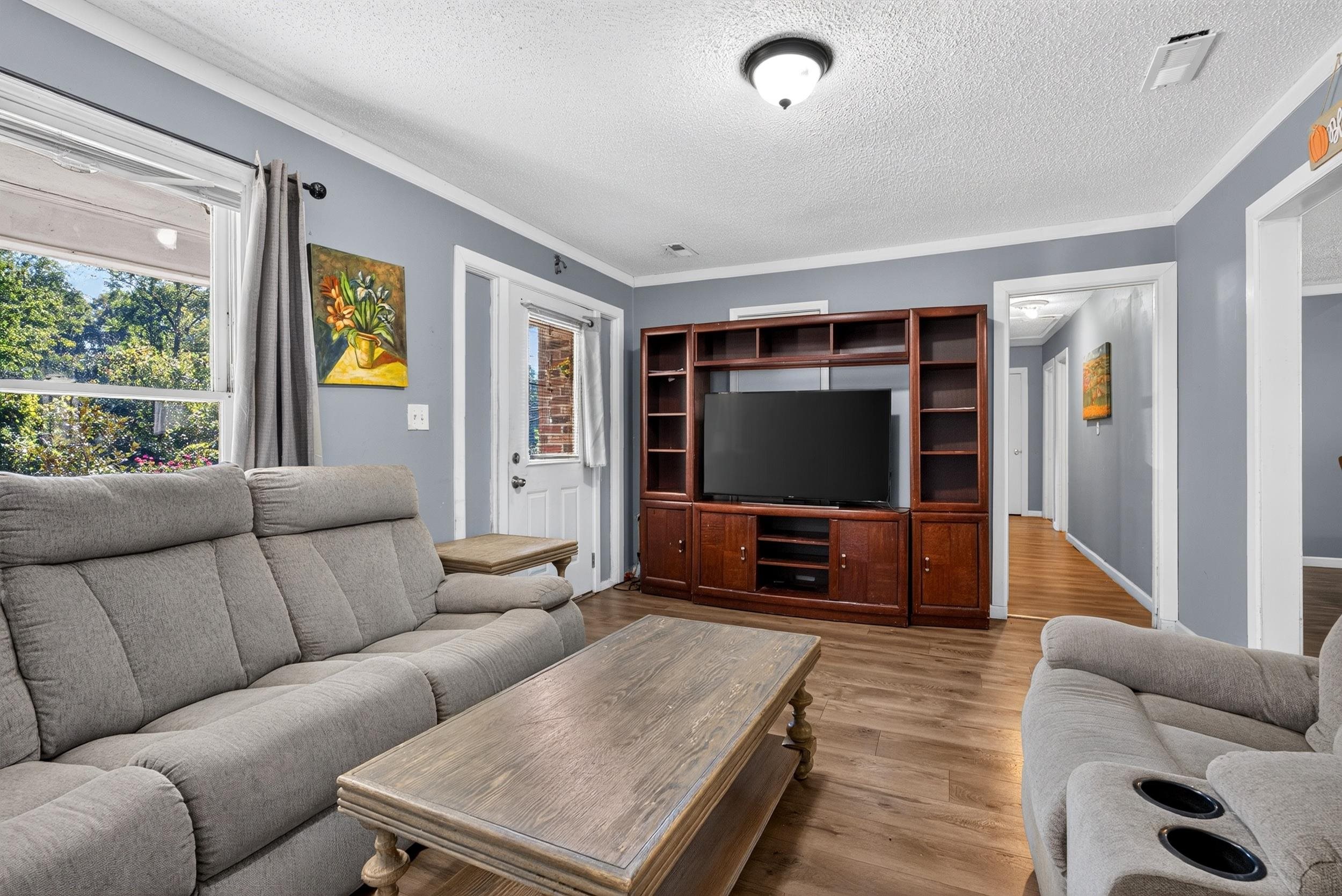 5 E Oak Hill Court Property Photo 7
