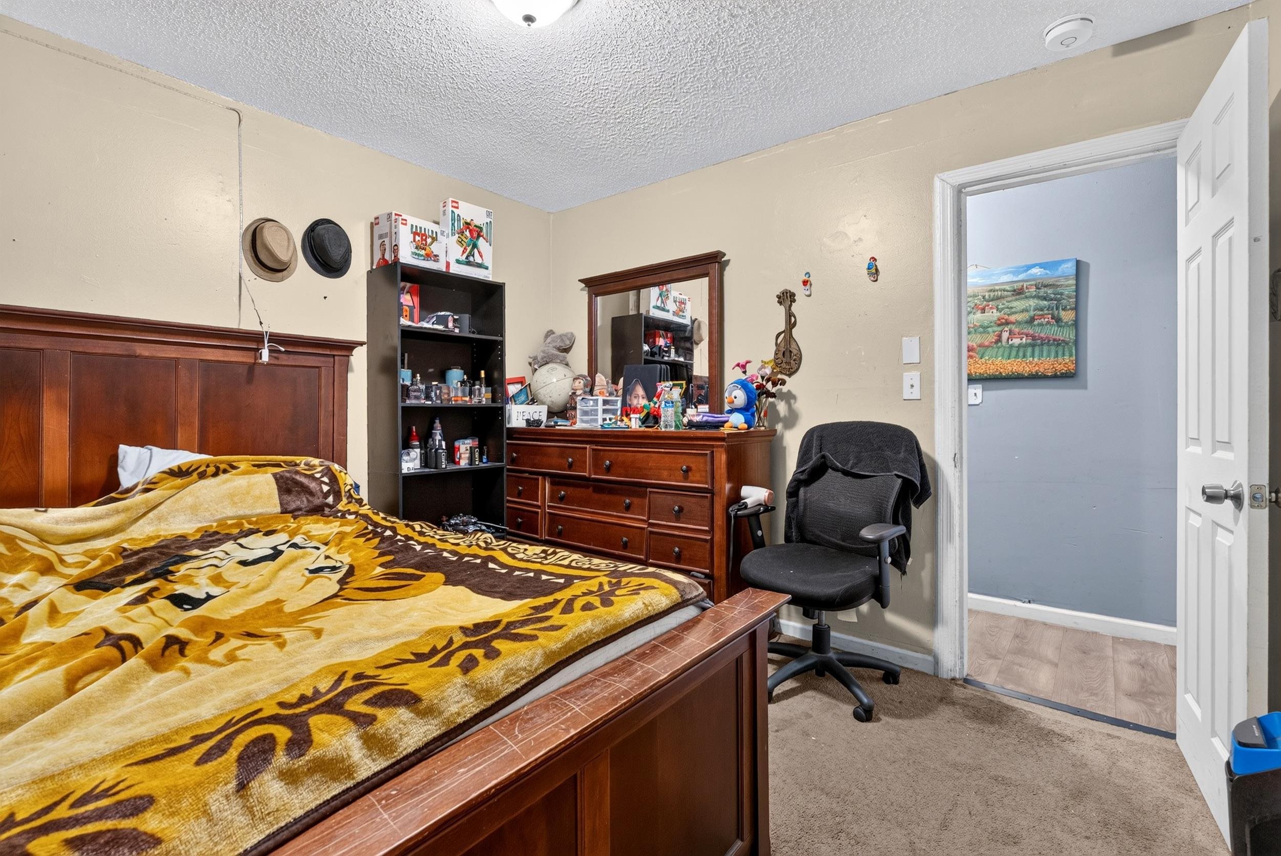 5 E Oak Hill Court Property Photo 17