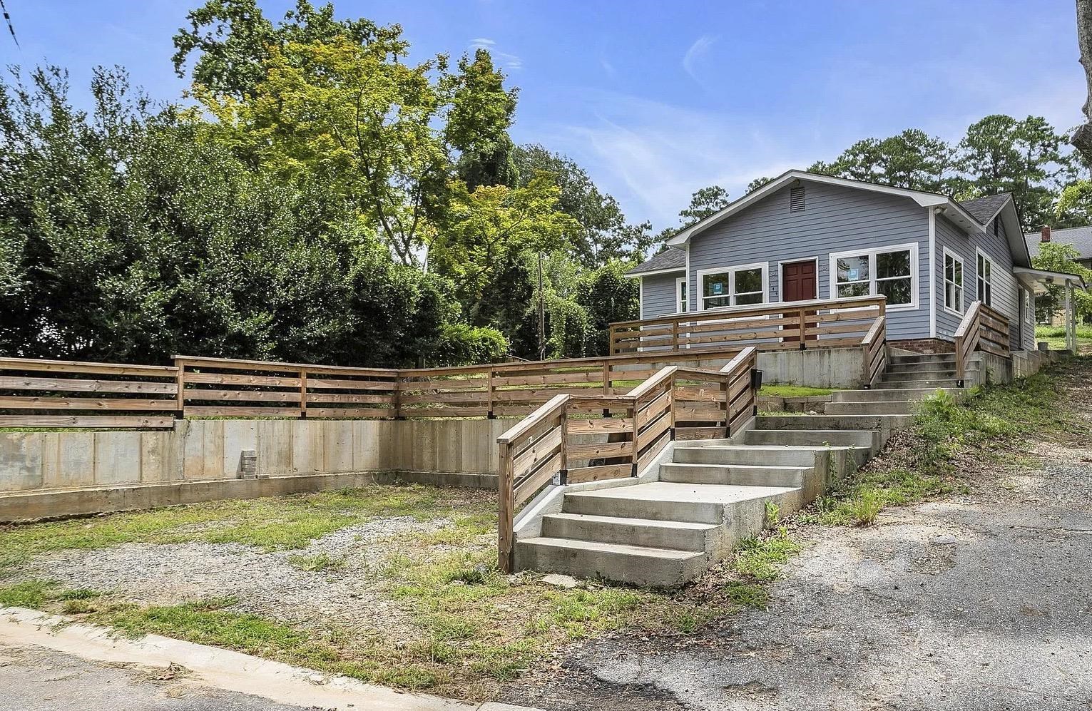 189 Converse Circle Property Photo 4