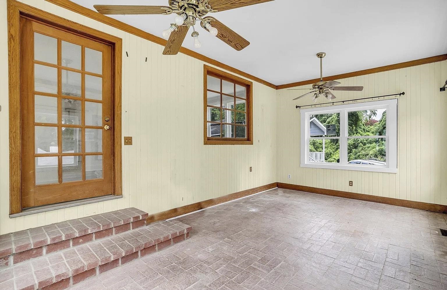 189 Converse Circle Property Photo 7