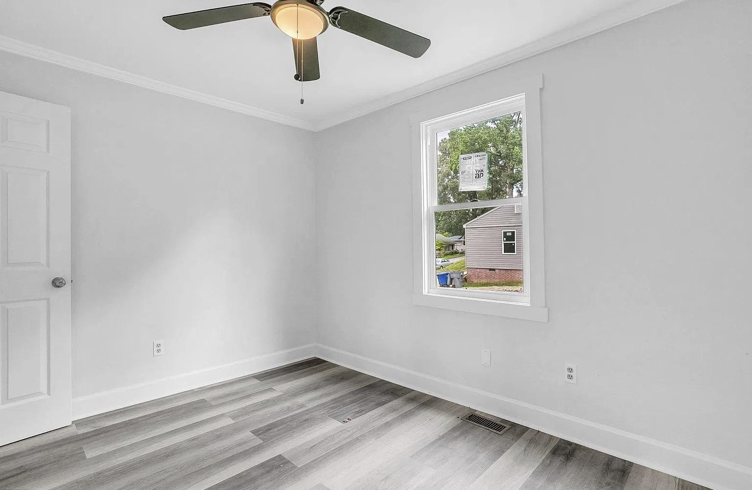 189 Converse Circle Property Photo 24