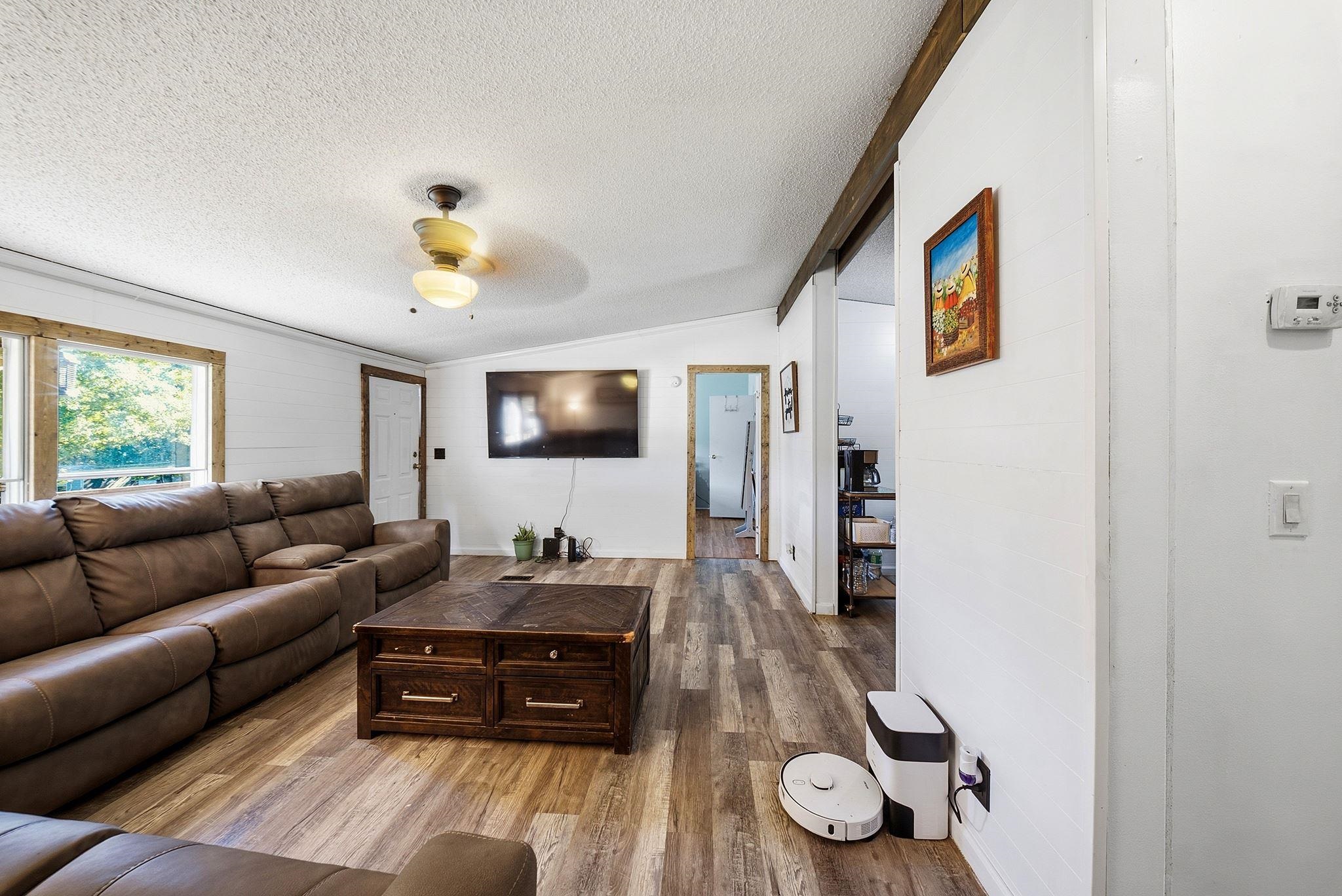 714 Saphire Court Property Photo 13