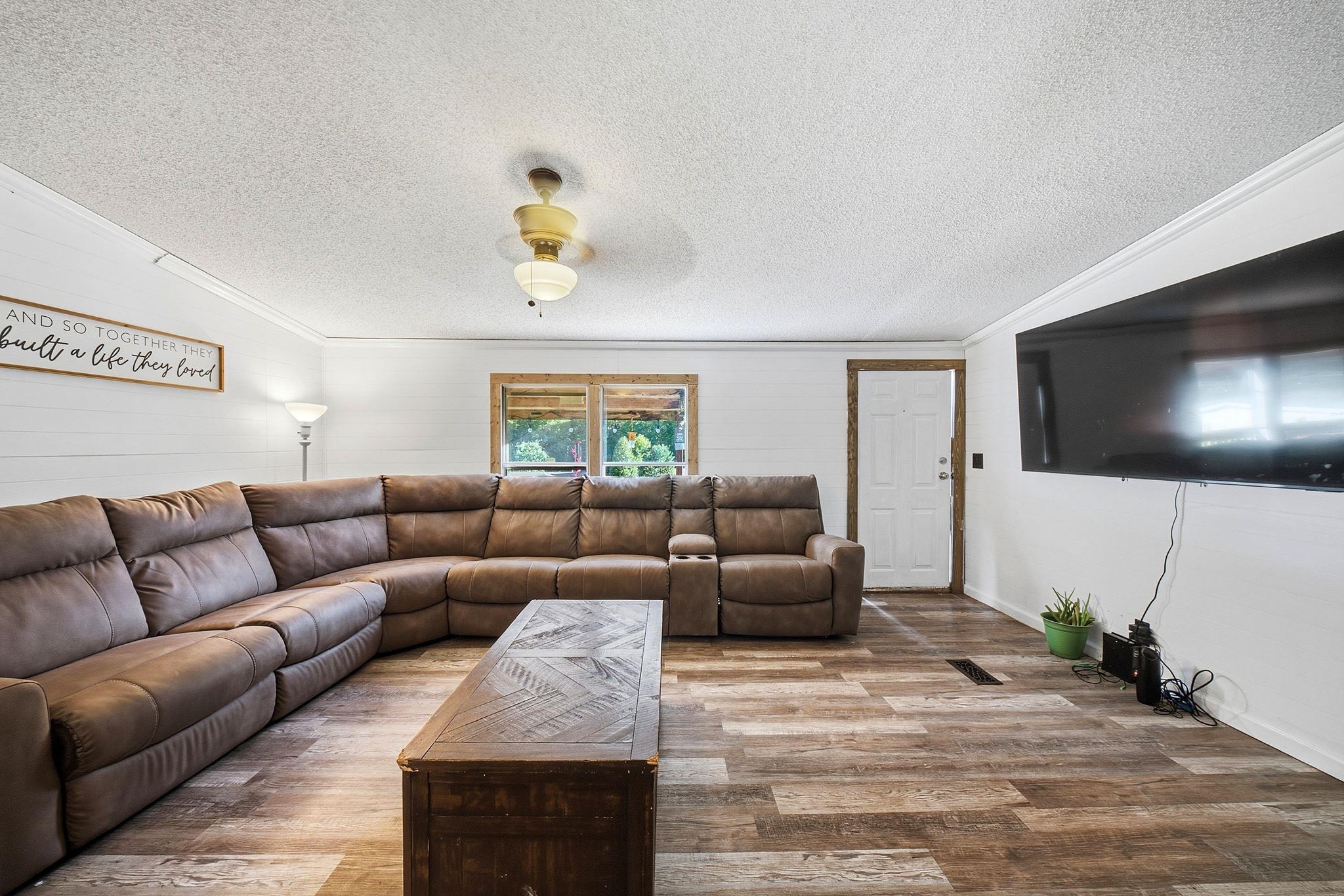 714 Saphire Court Property Photo 14