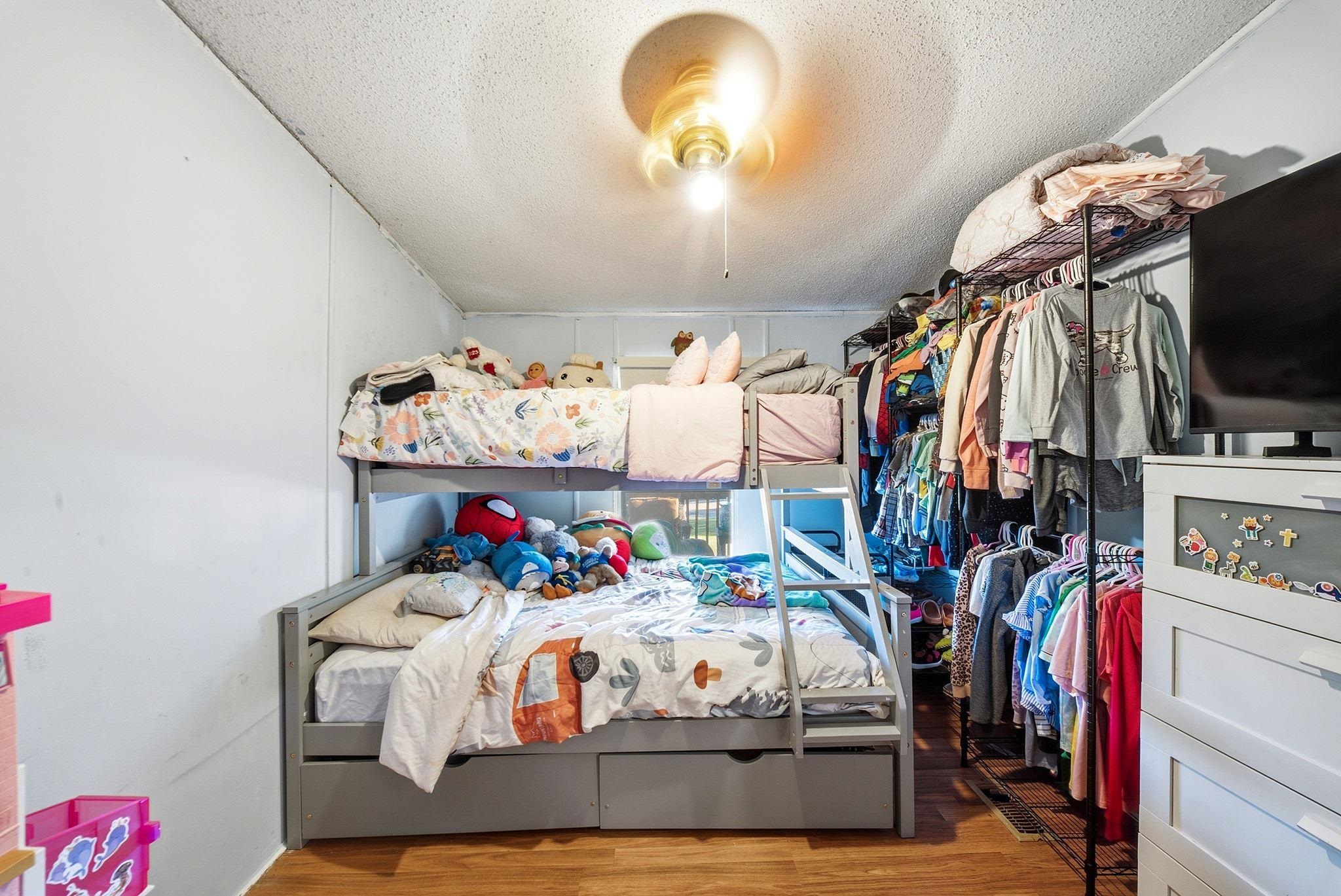 714 Saphire Court Property Photo 17