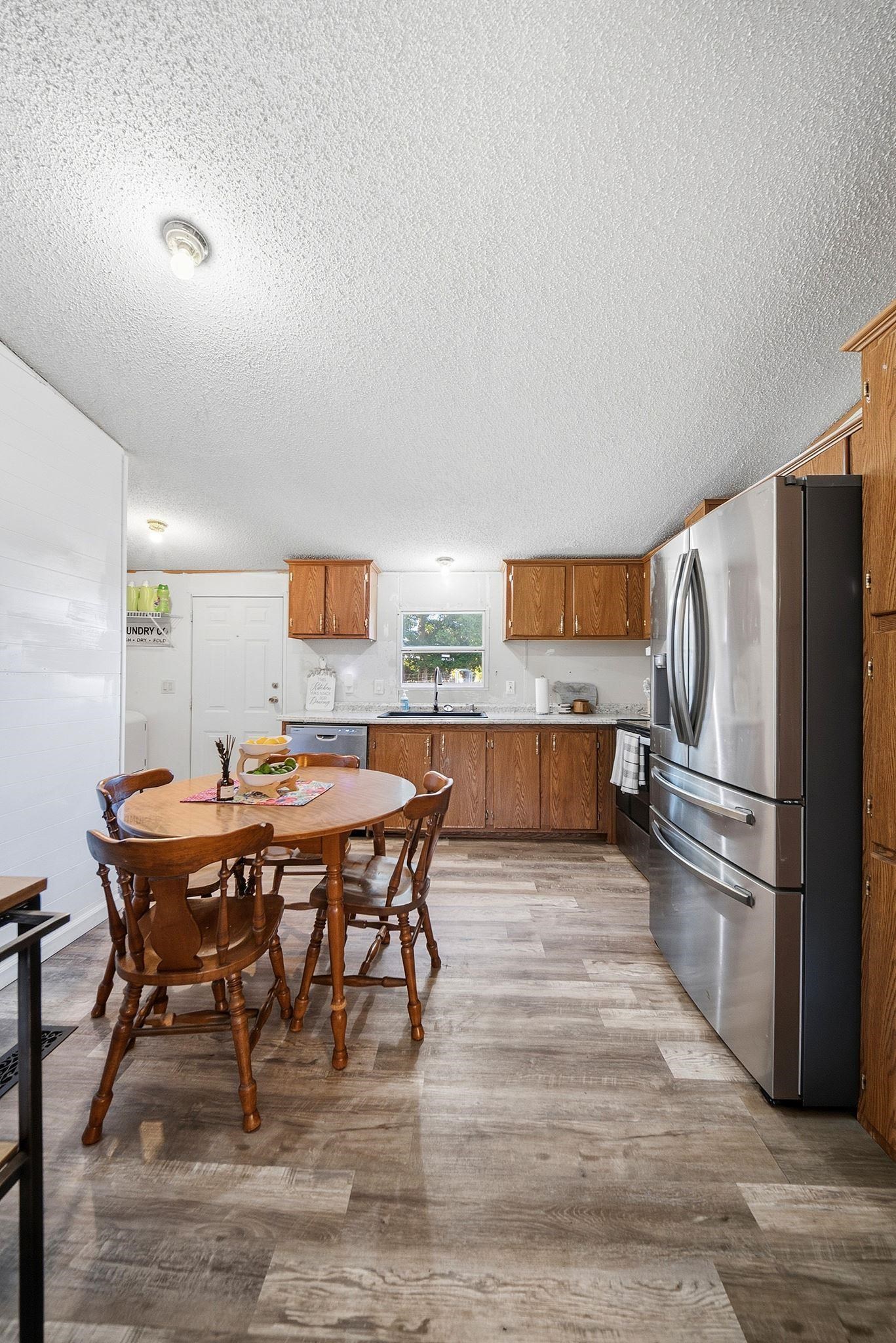 714 Saphire Court Property Photo 25