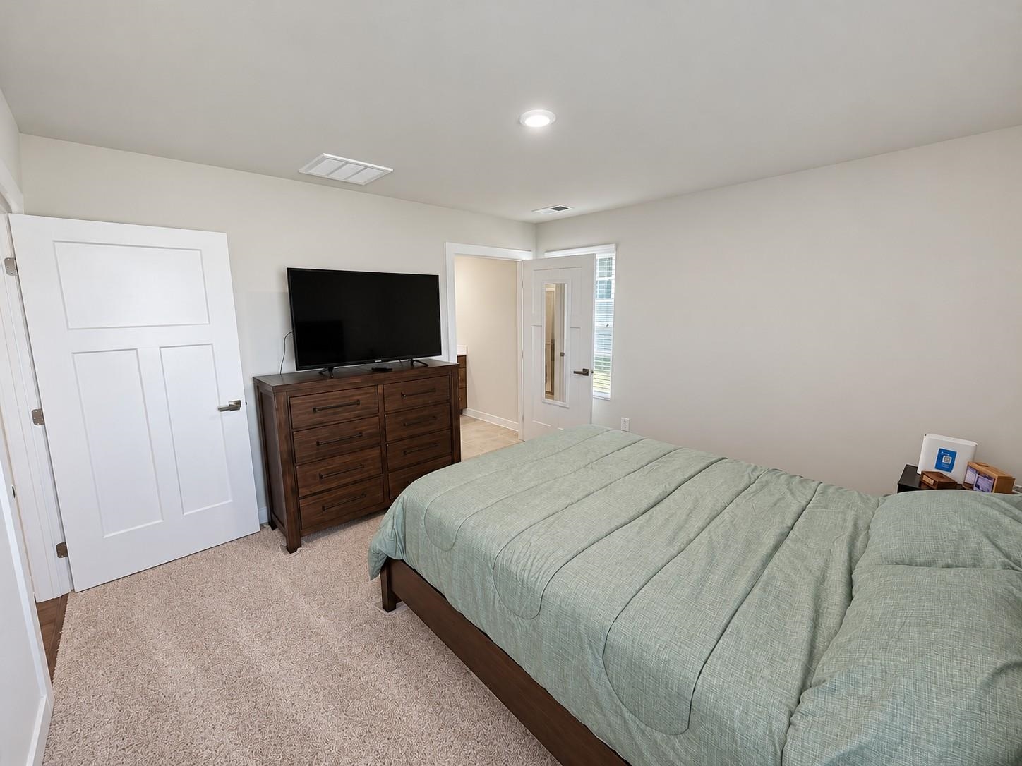 2128 Wexley Drive Property Photo 8