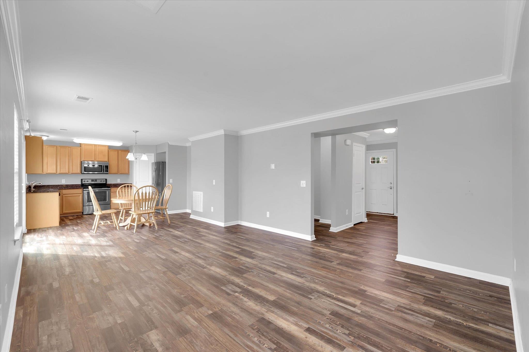 111 Bridgeville Way Property Photo 14