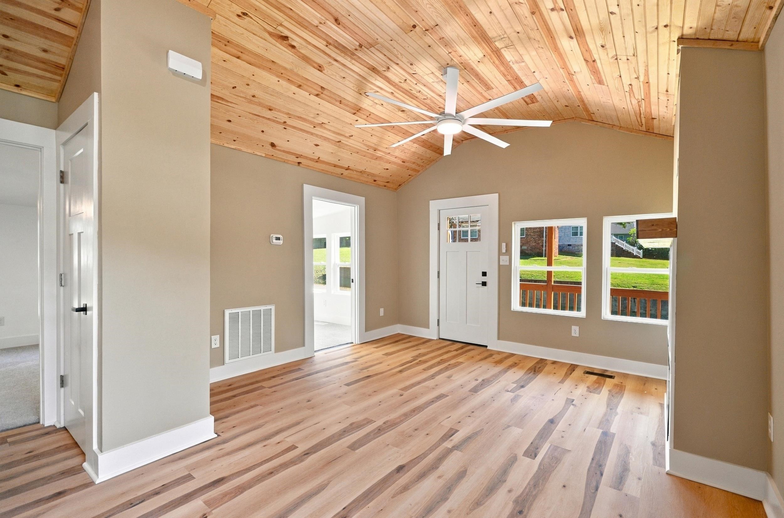 27 Culp Street Property Photo 3