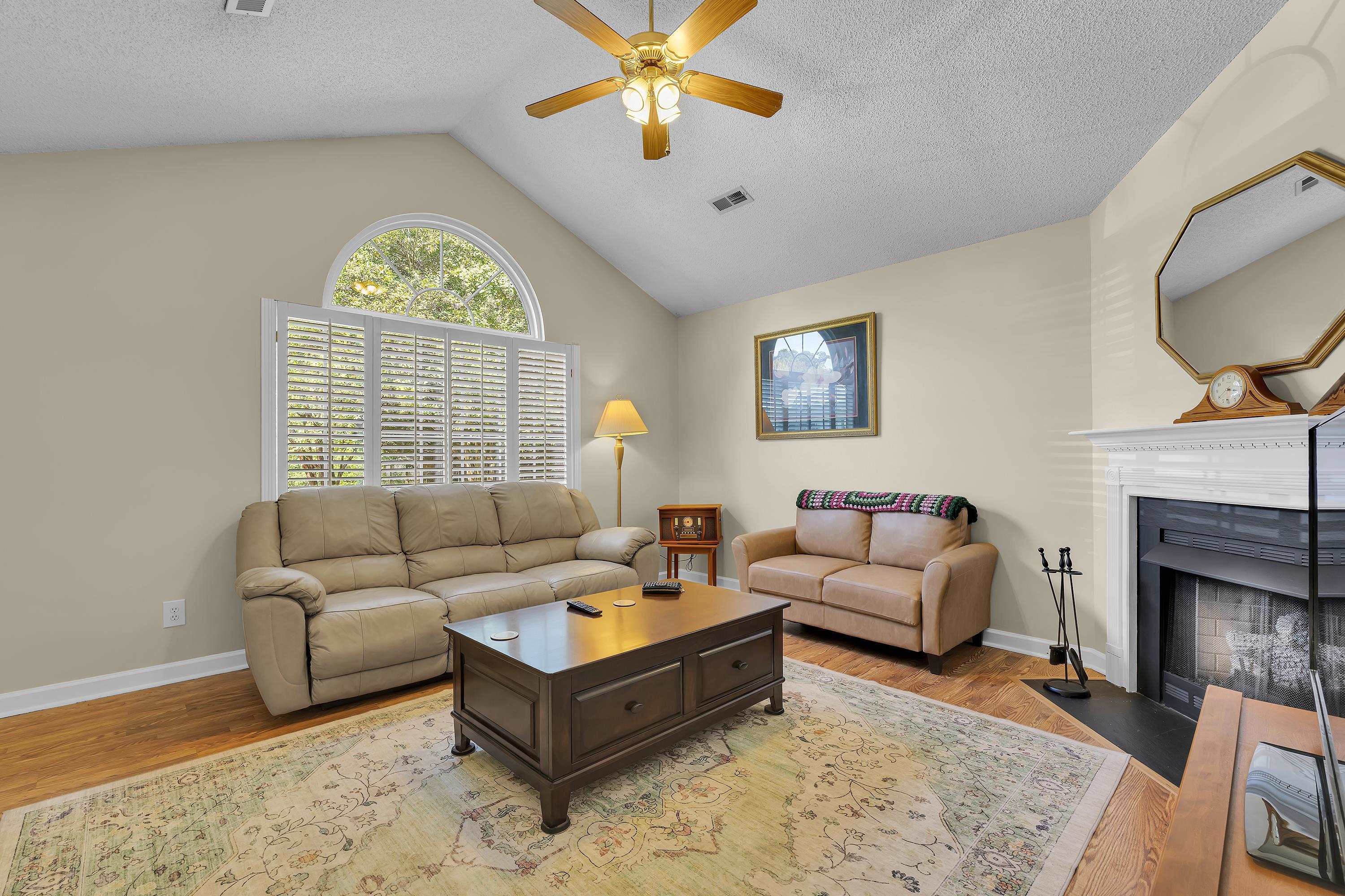 143 Cardinal Street Property Photo 2