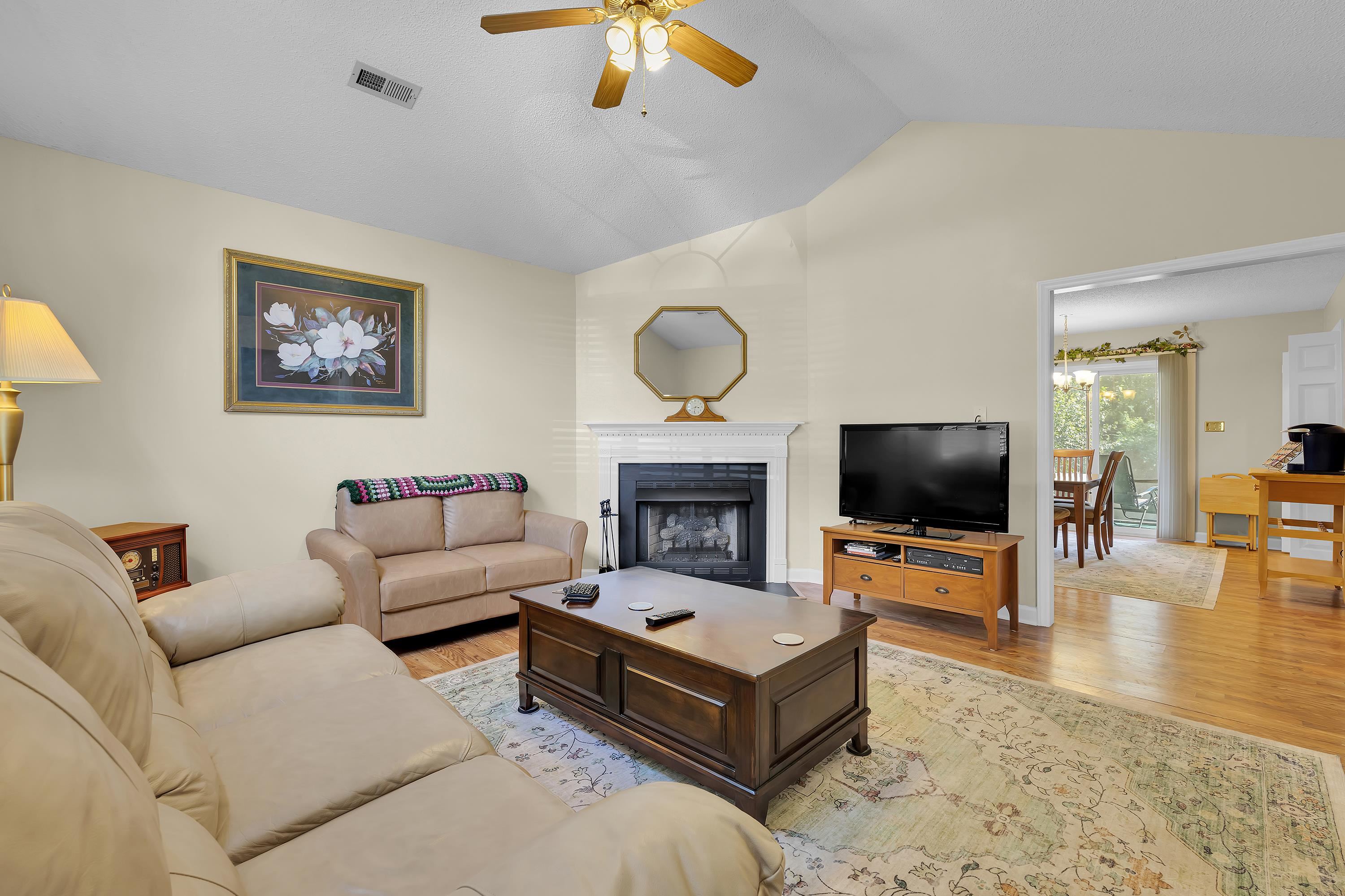 143 Cardinal Street Property Photo 3