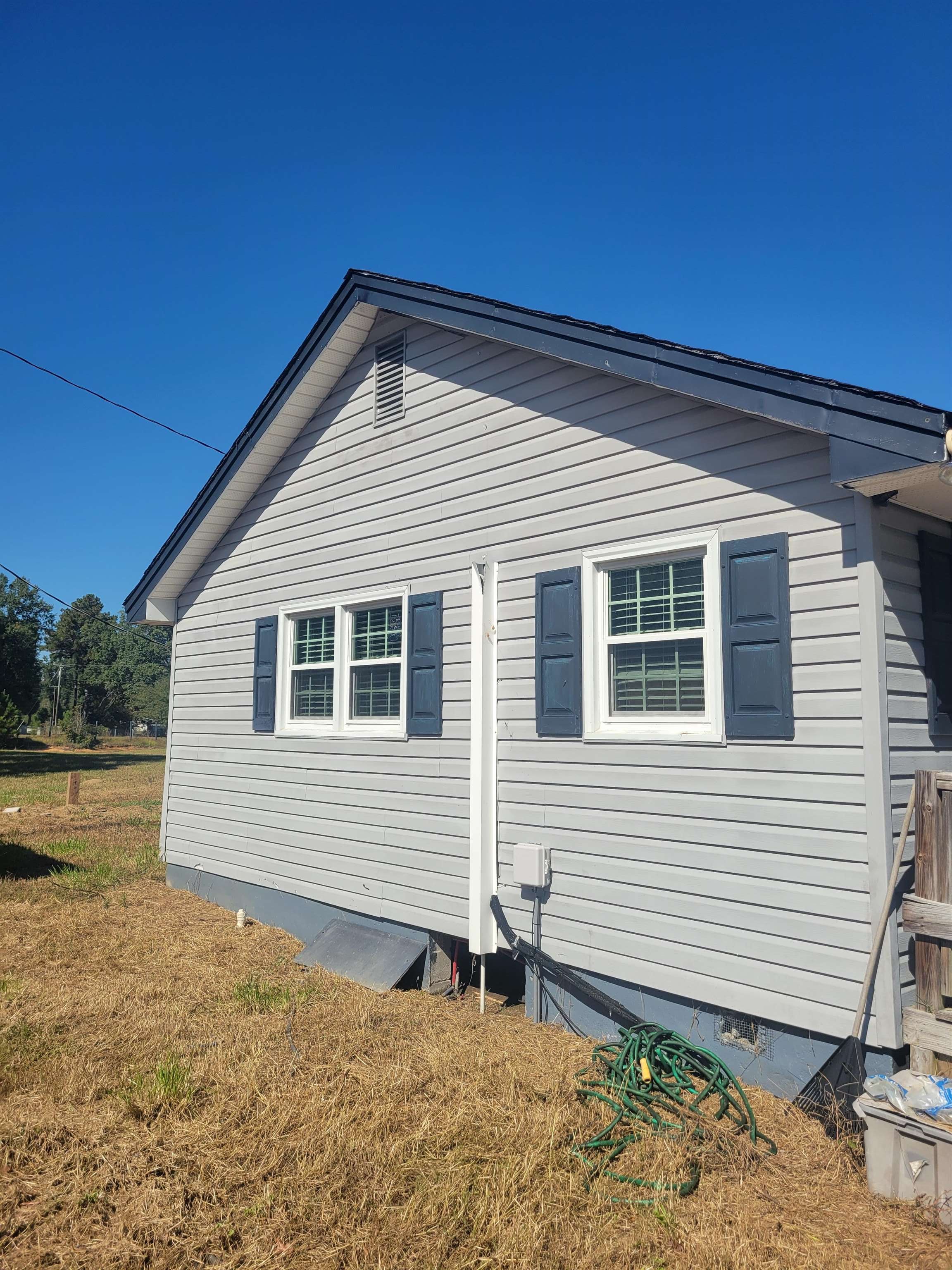 1210 Old Buncombe Road Road Property Photo 3