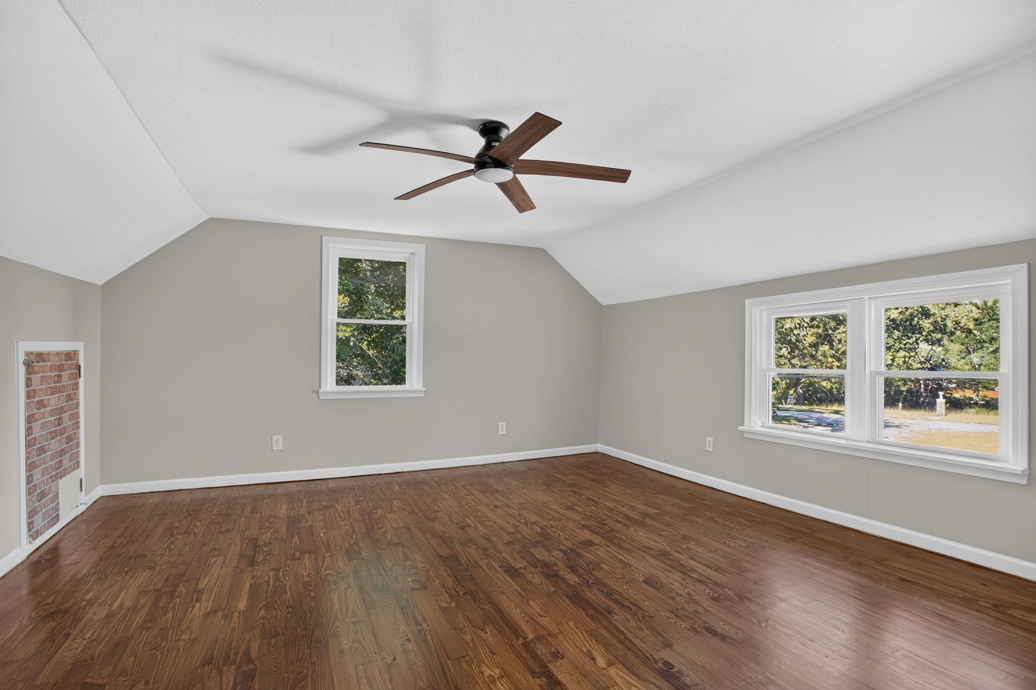 342811 Property Photo 14