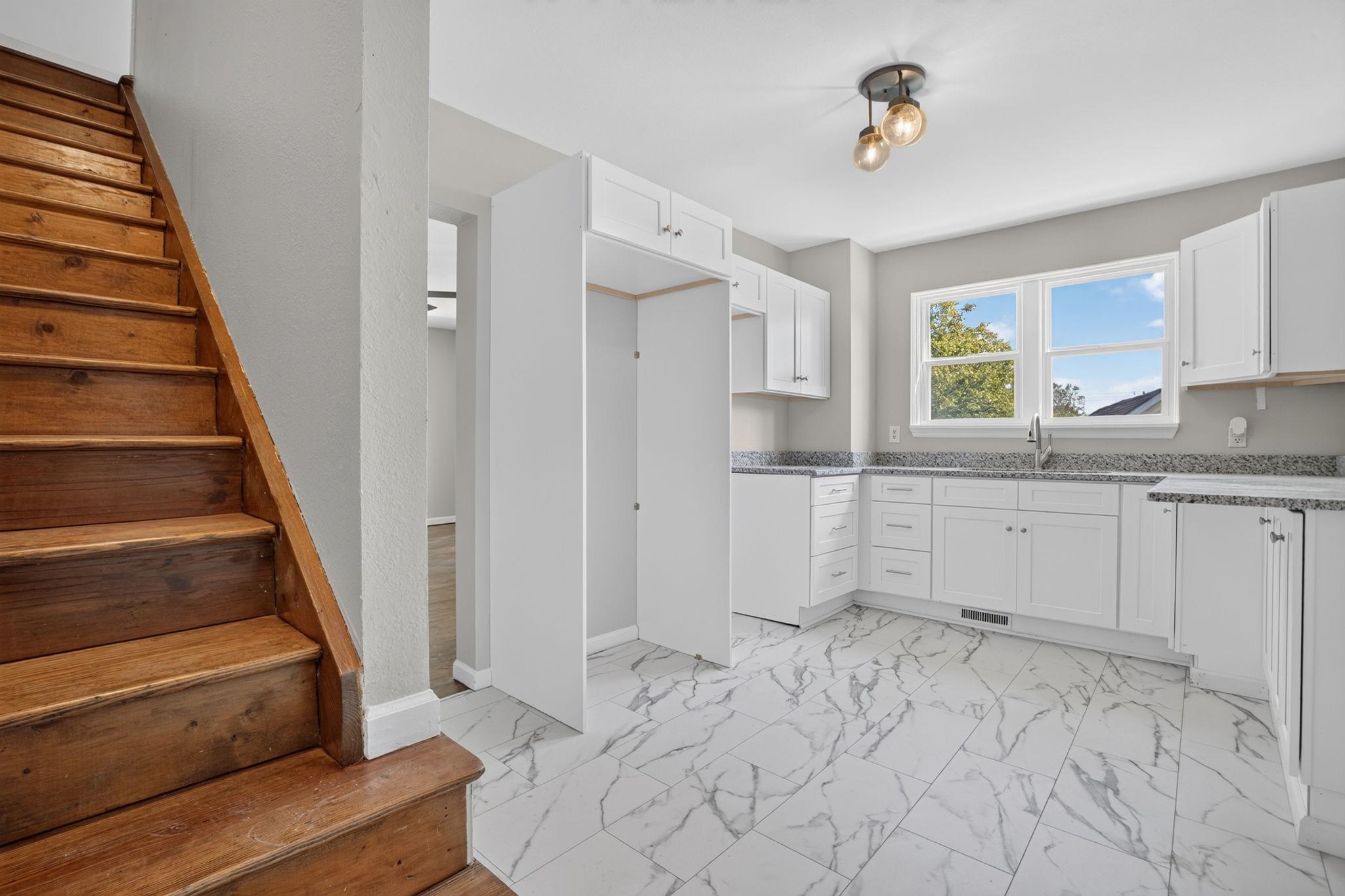 342811 Property Photo 24