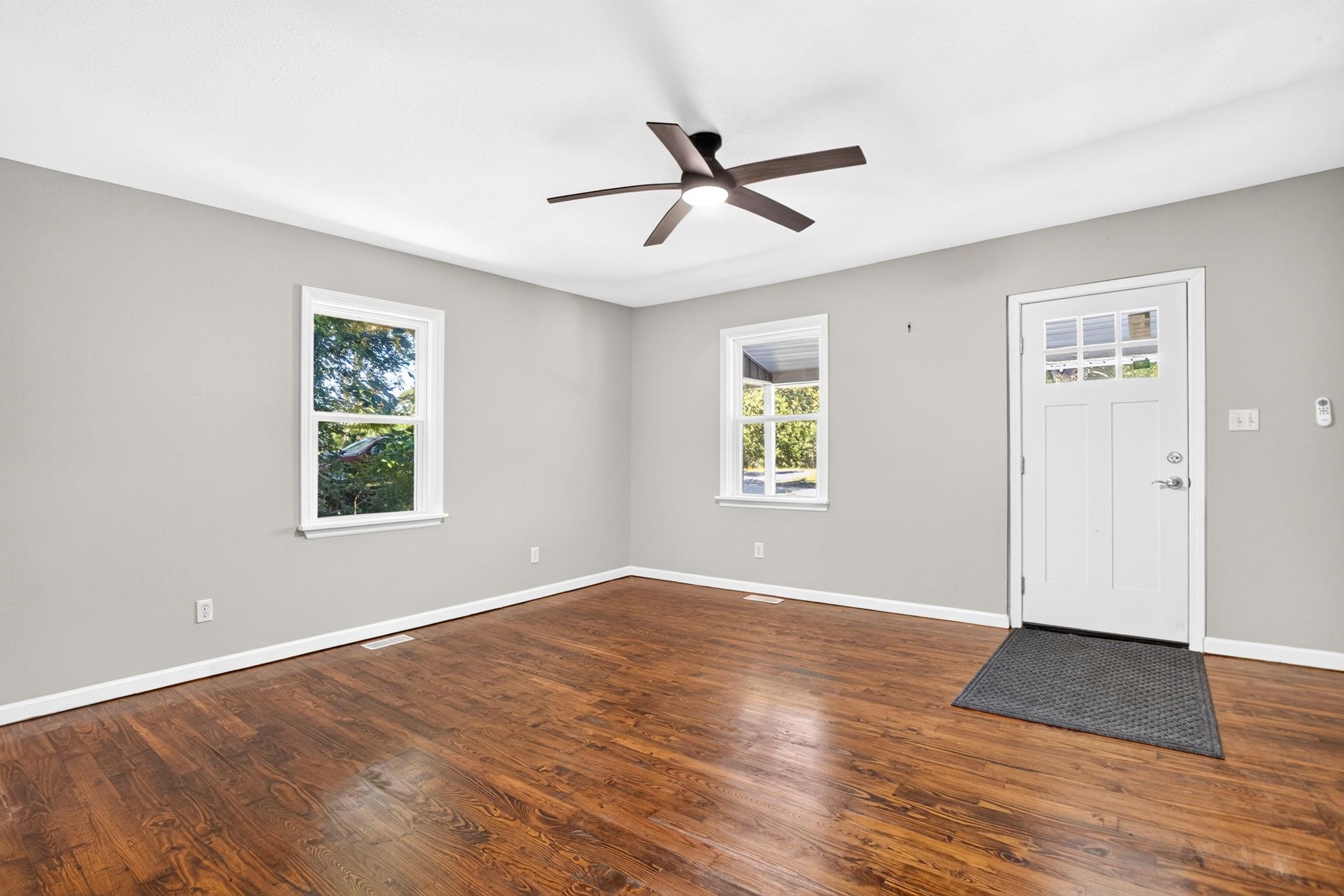 342811 Property Photo 33