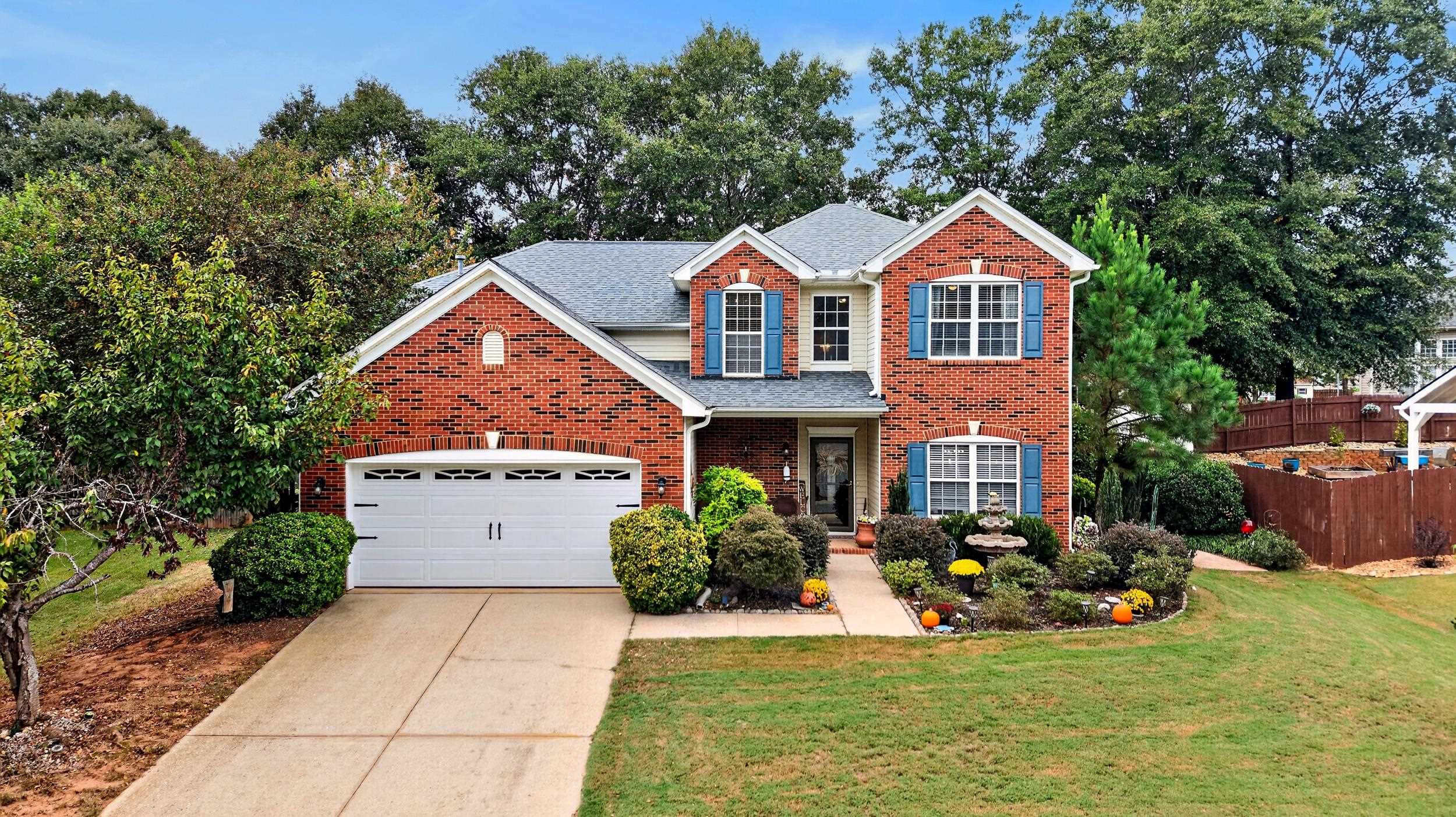 368 Woodsberry Shoals Drive Property Photo 1