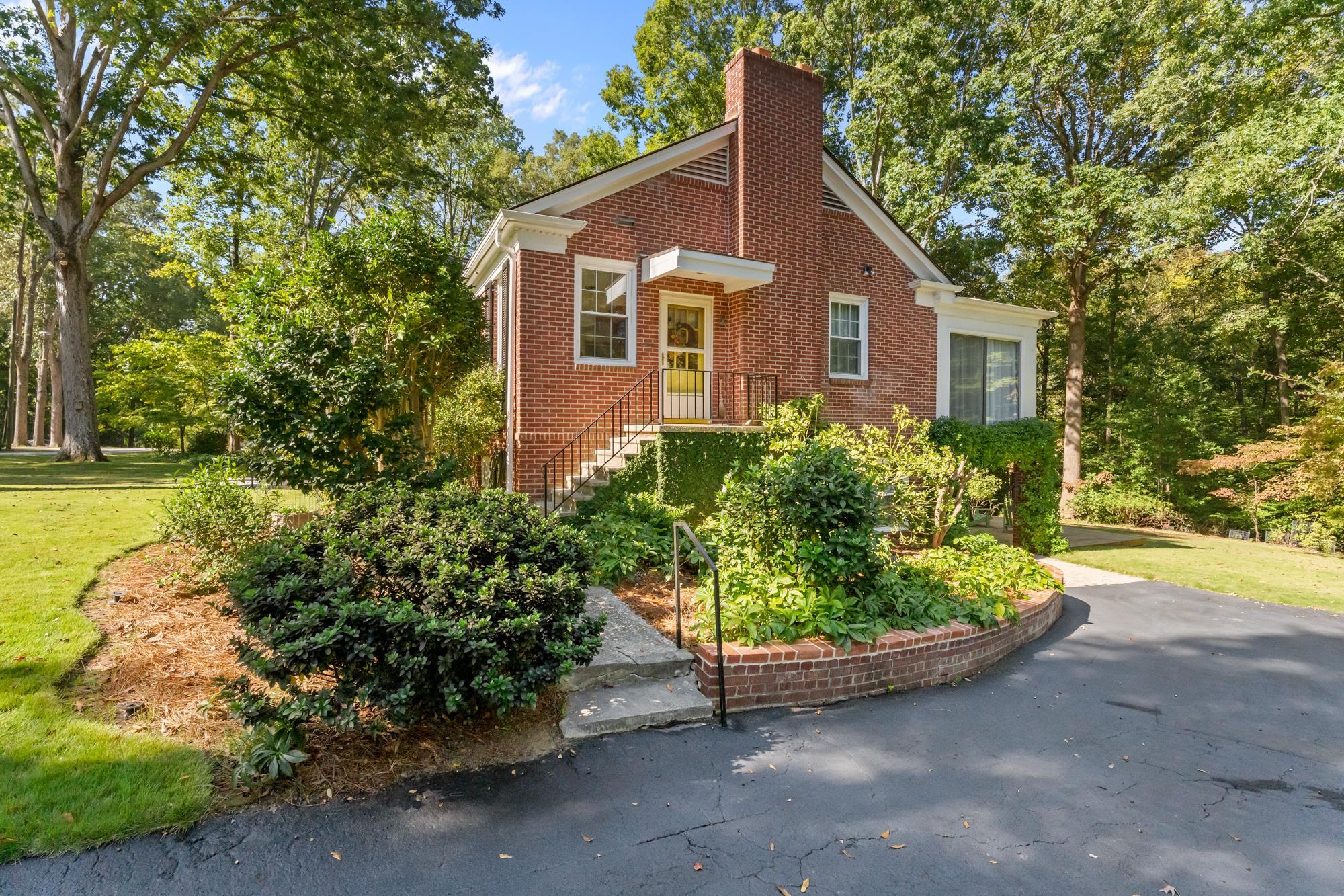 104 Eastwood Avenue Property Photo 40