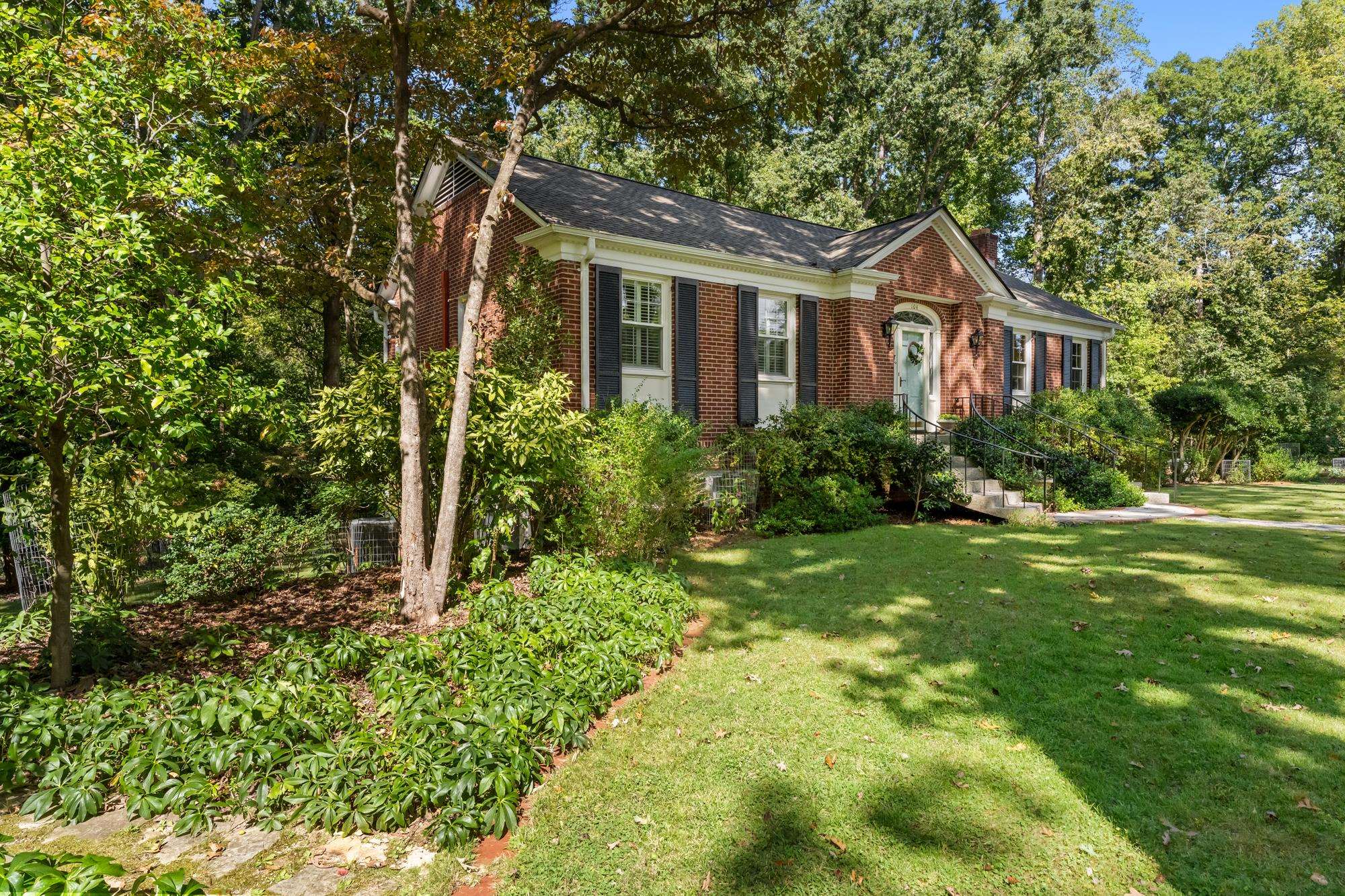 104 Eastwood Avenue Property Photo 41
