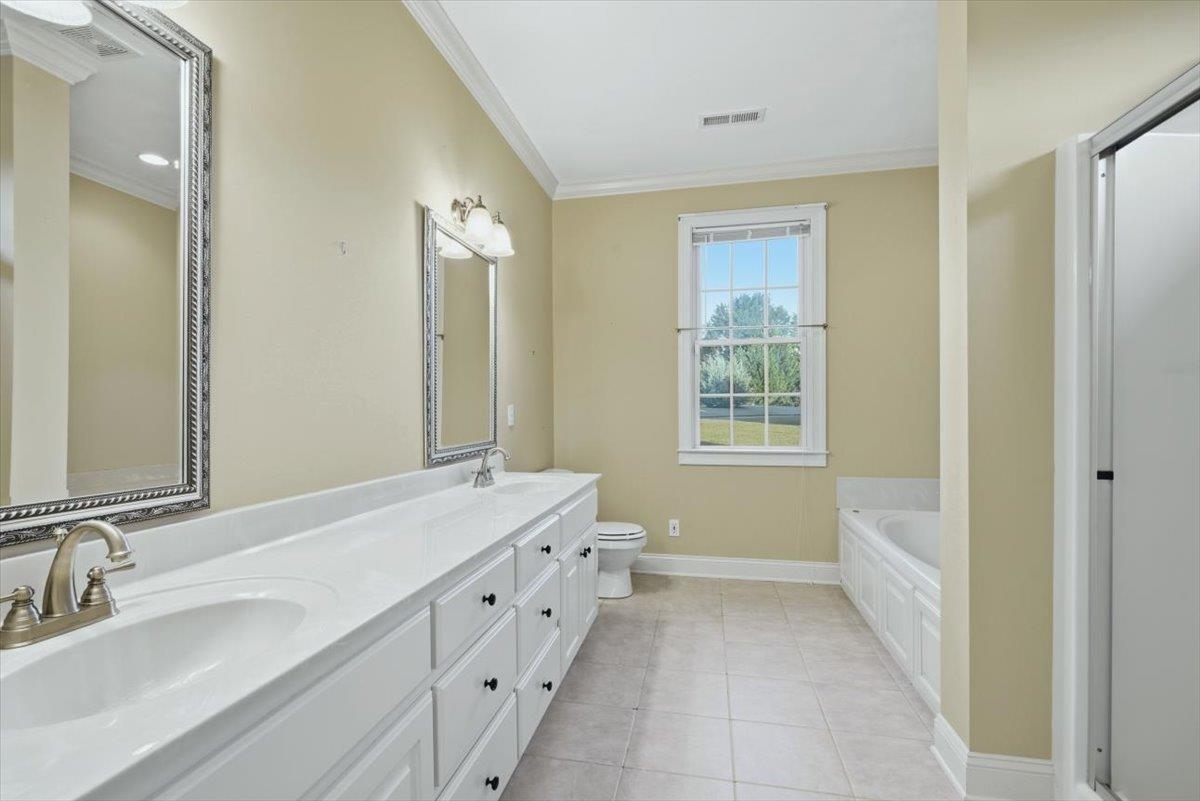 111 William Owens Way Property Photo 17