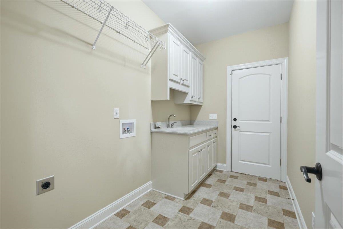 111 William Owens Way Property Photo 25