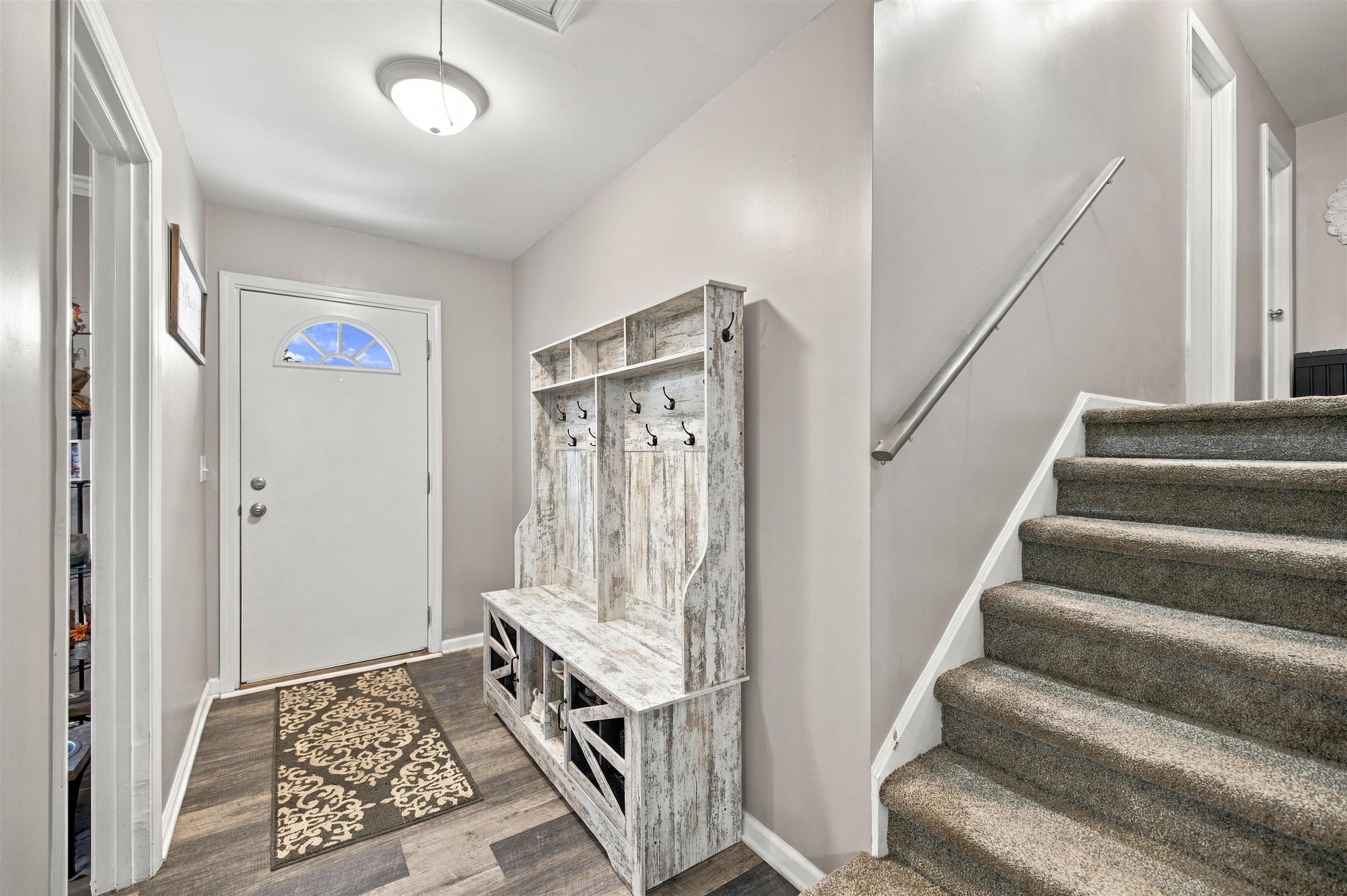 206 Cretewood Drive Property Photo 12