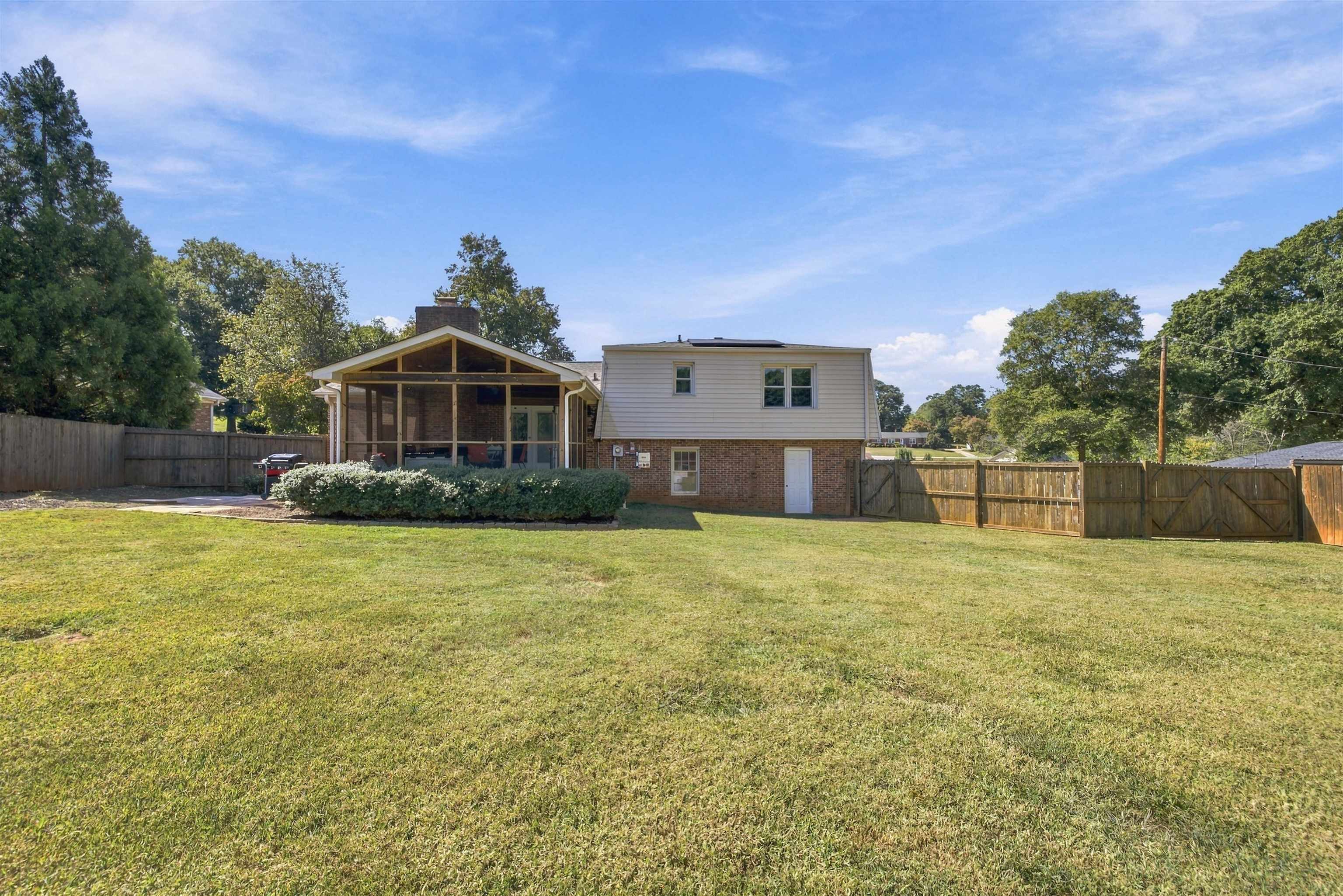 206 Cretewood Drive Property Photo 24