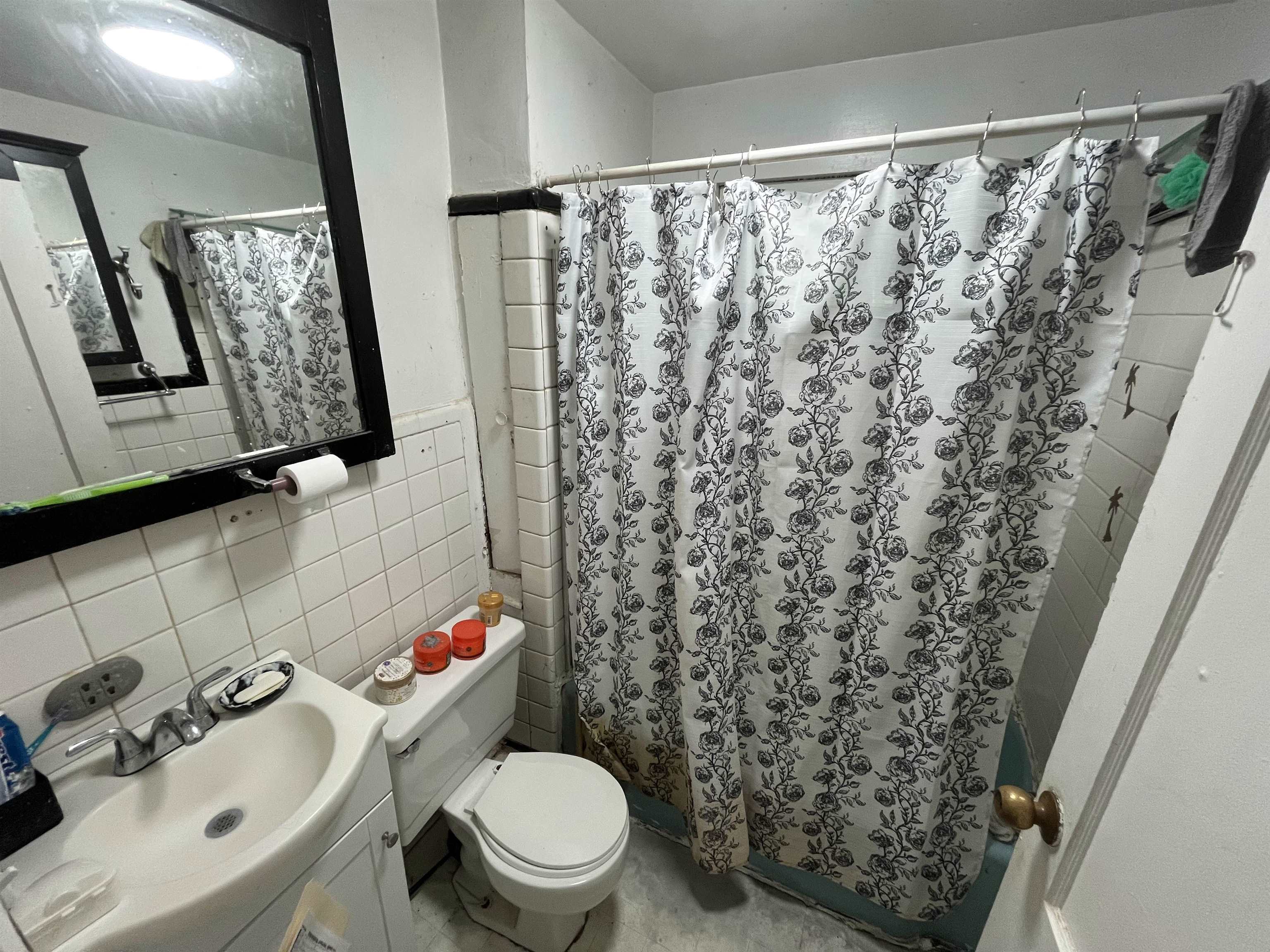 115 N Logan St Property Photo 10