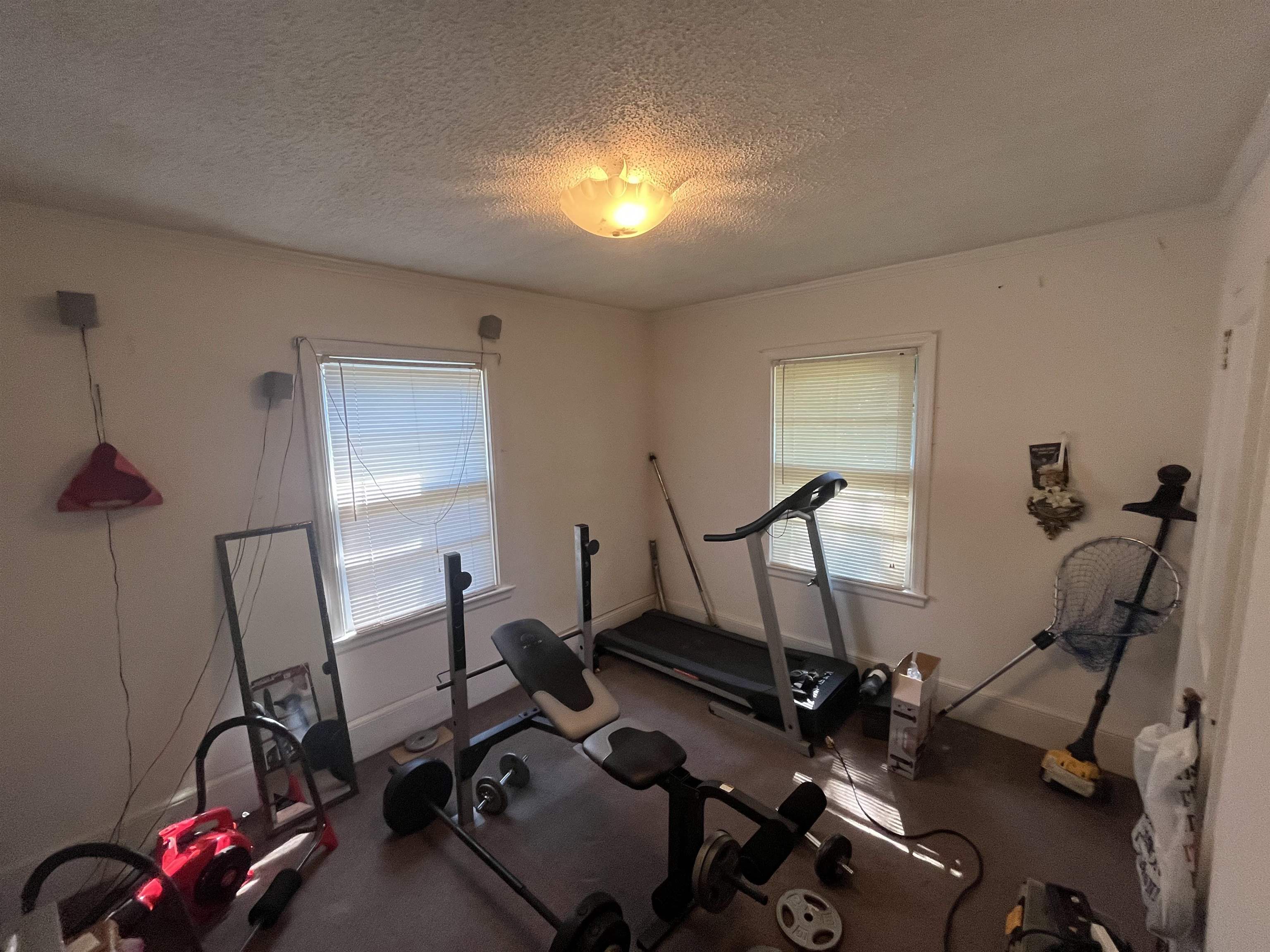 100 Sunset Drive Property Photo 10