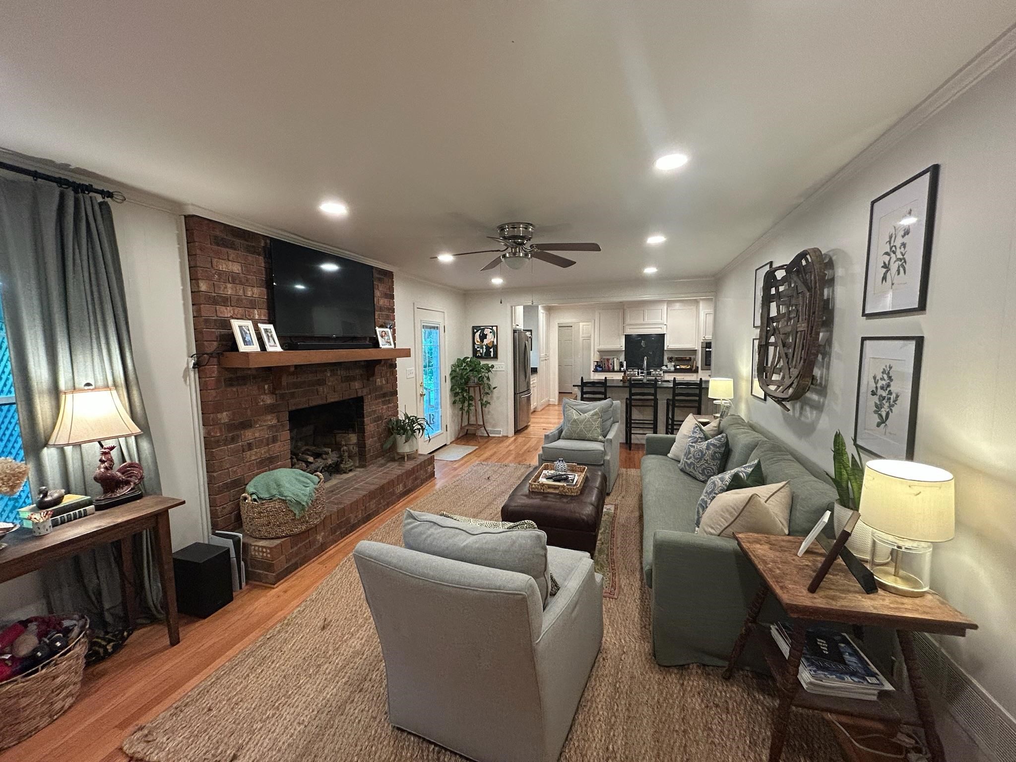 284 Henderson Road Property Photo 9
