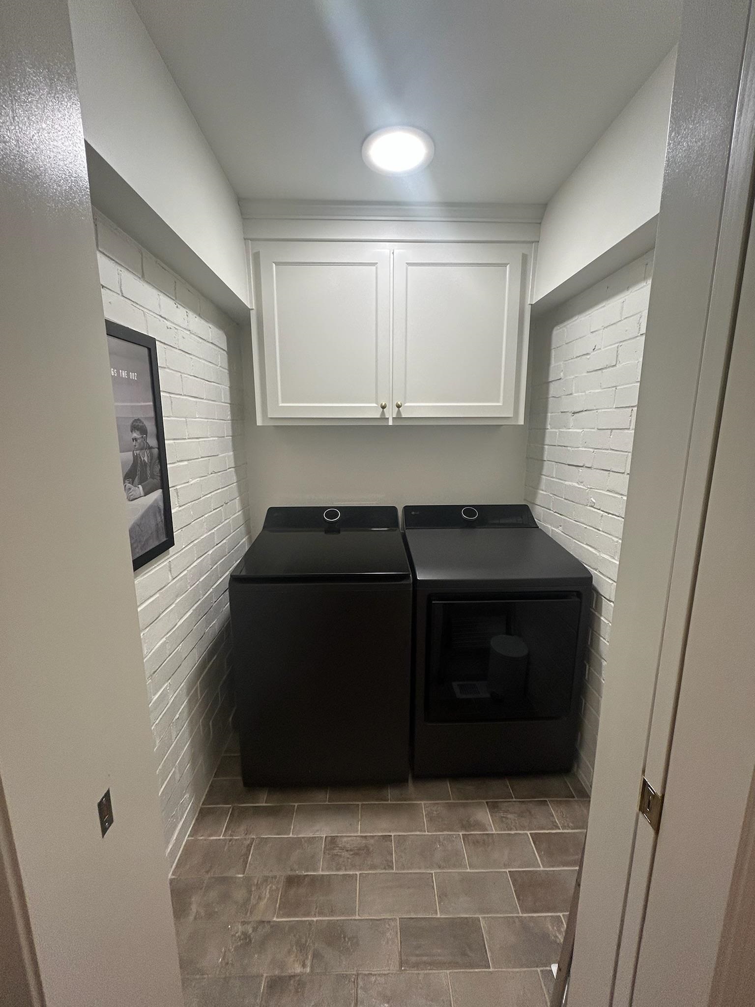 284 Henderson Road Property Photo 13