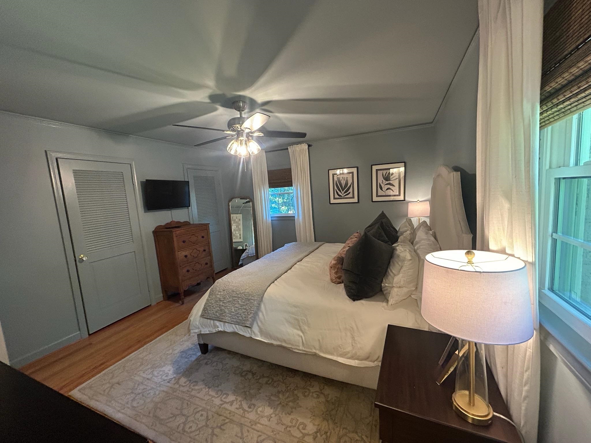 284 Henderson Road Property Photo 16