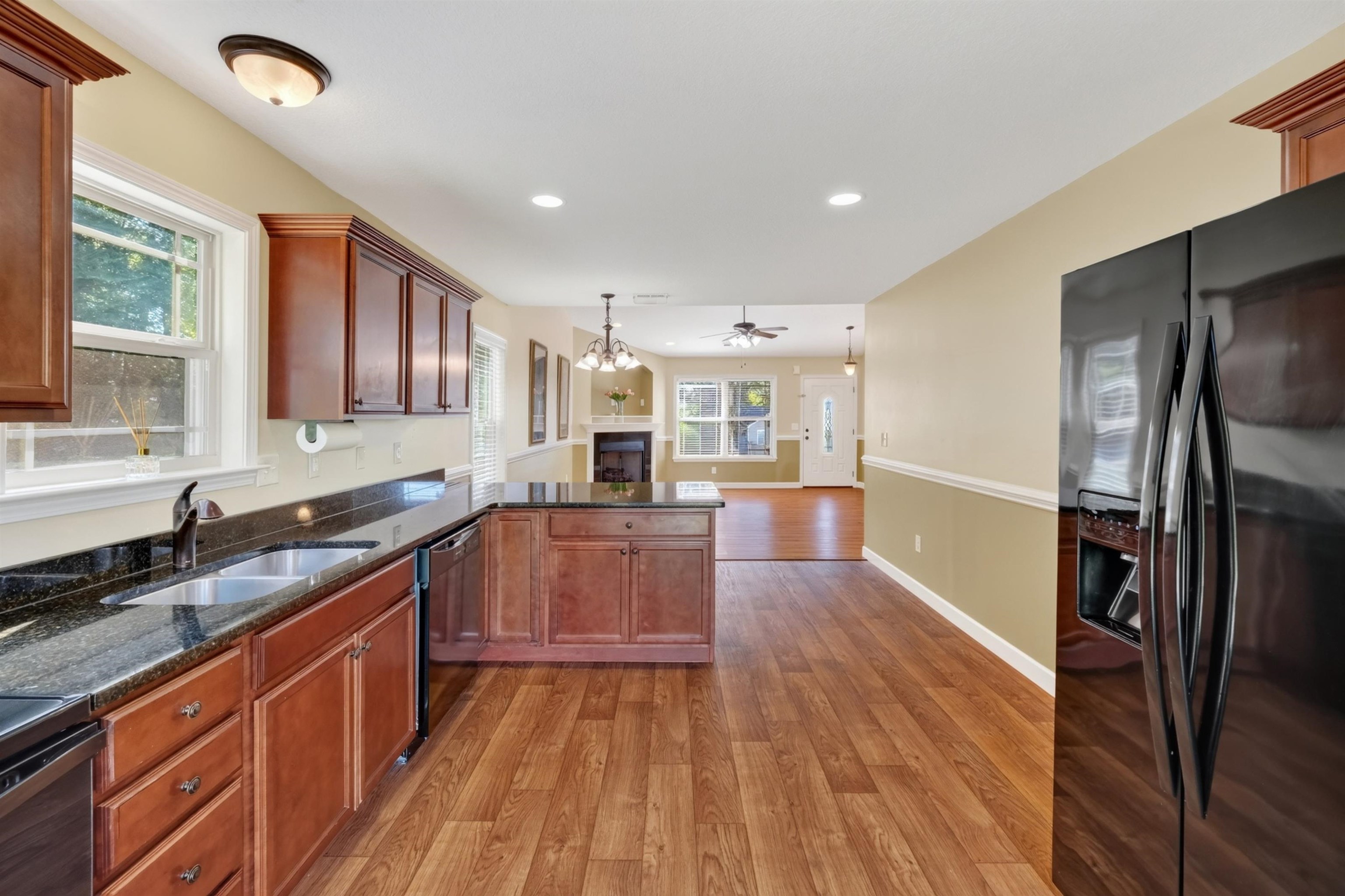 12 Bush Street Property Photo 12