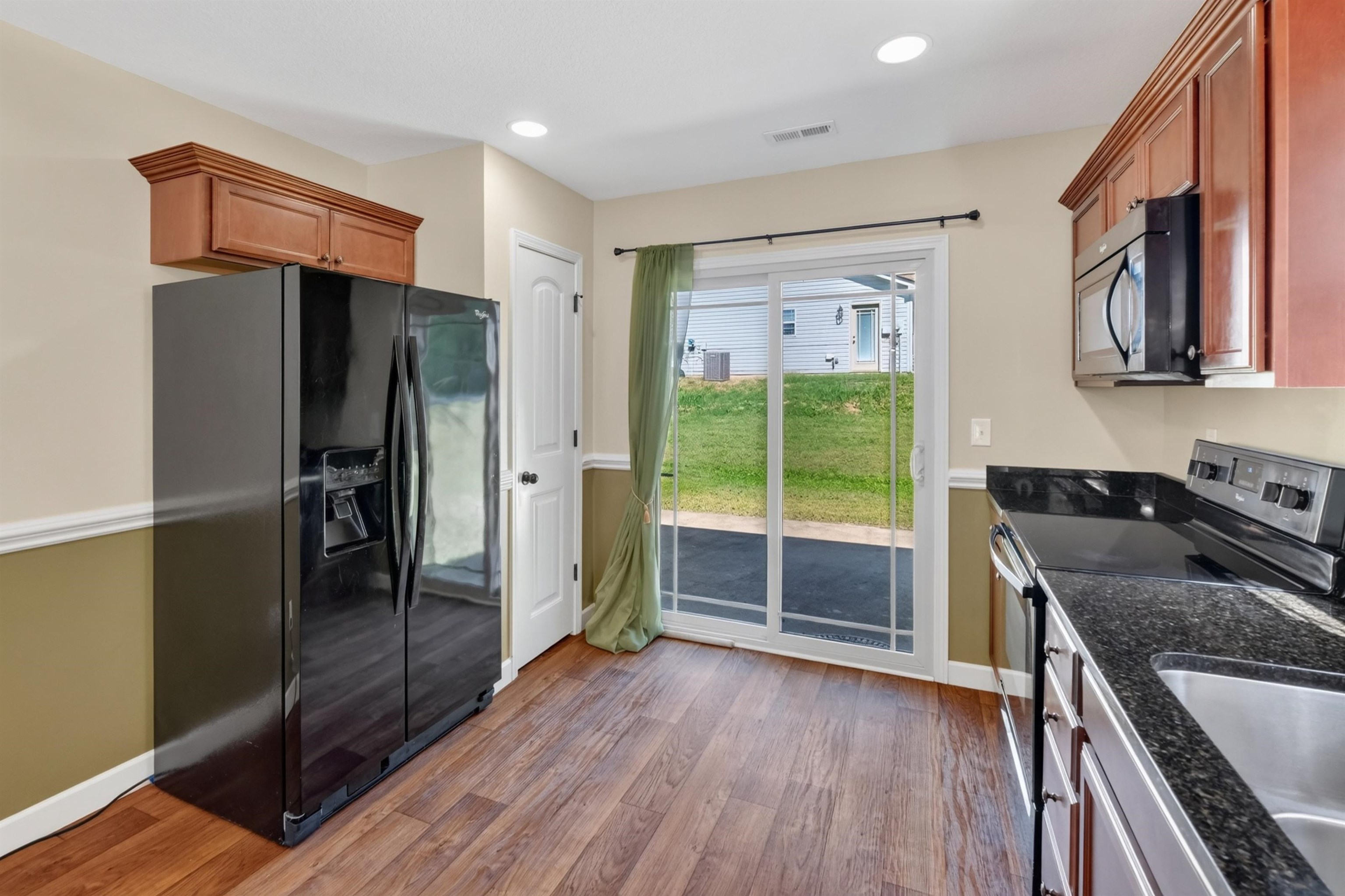 12 Bush Street Property Photo 13
