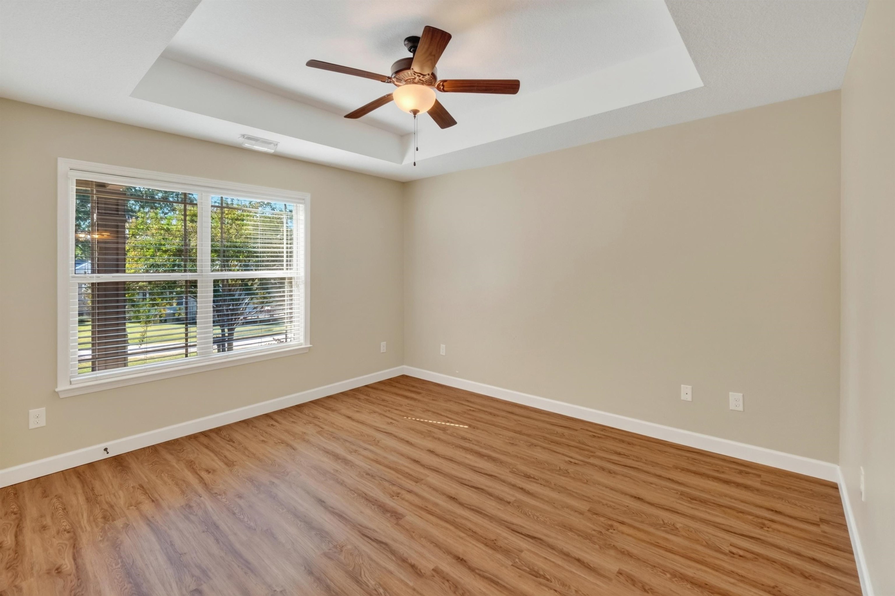 12 Bush Street Property Photo 14