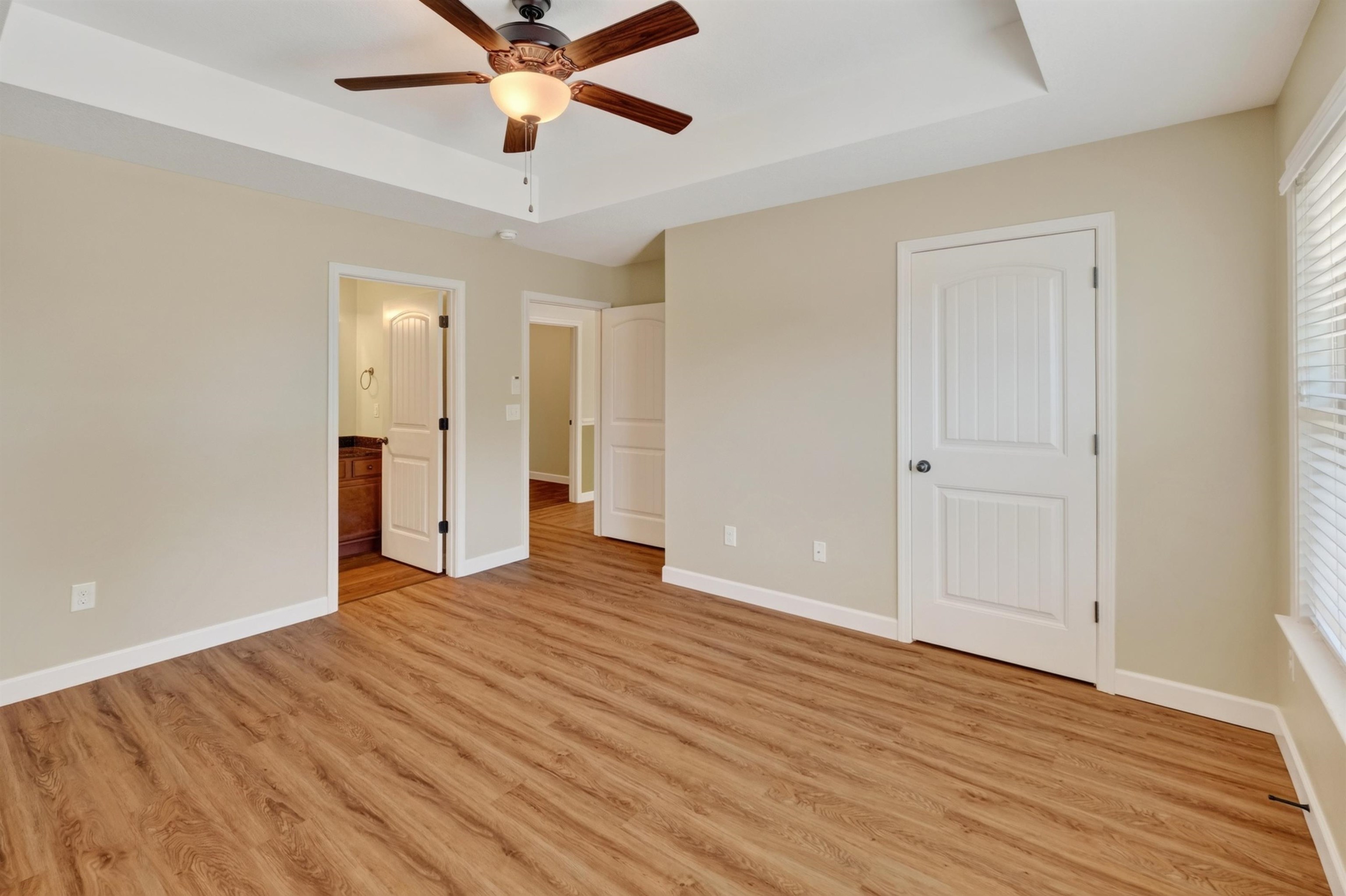 12 Bush Street Property Photo 16