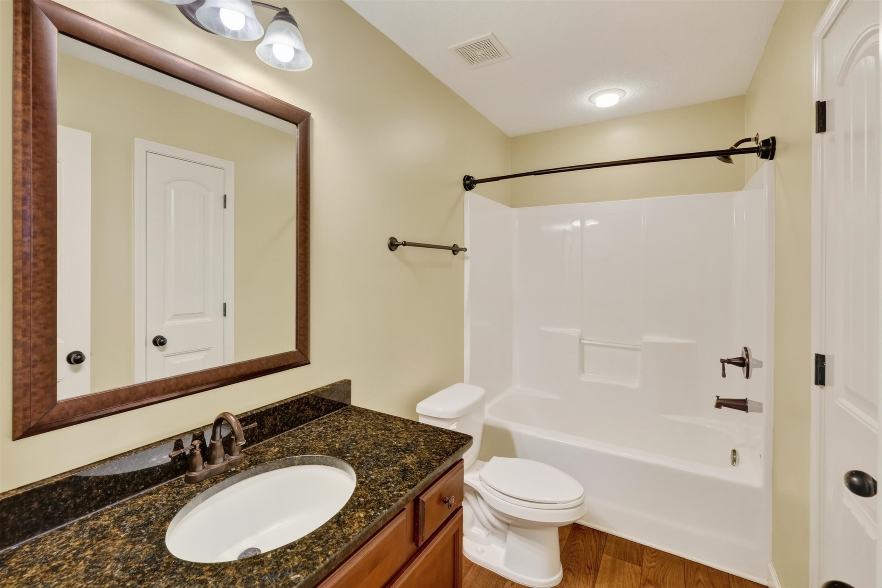 12 Bush Street Property Photo 21
