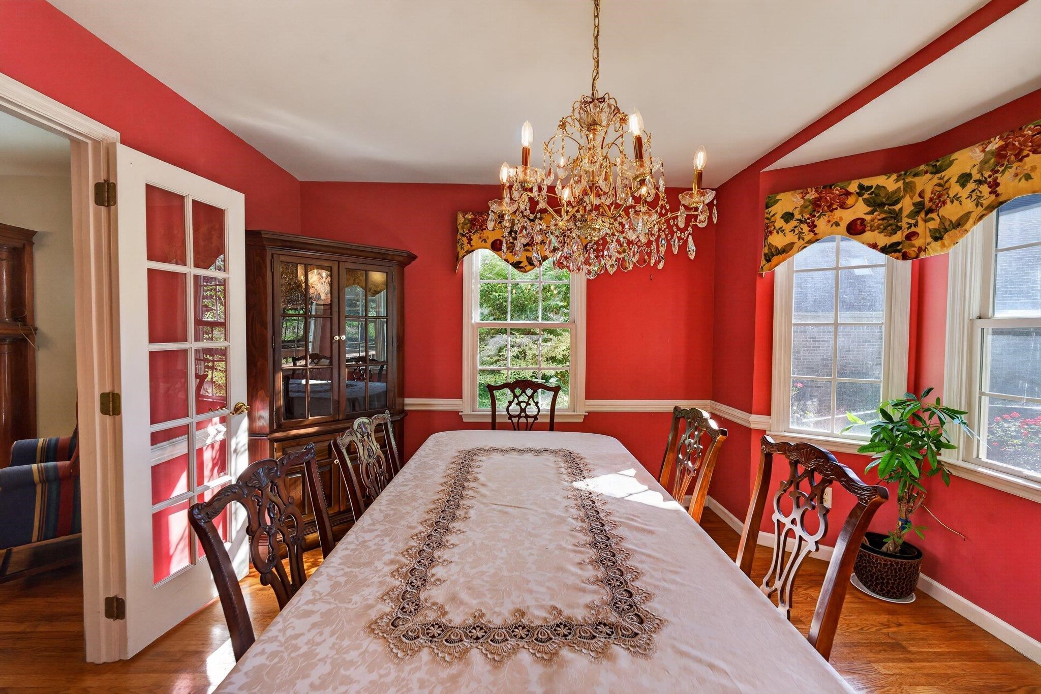 215 Coburn Drive Property Photo 8