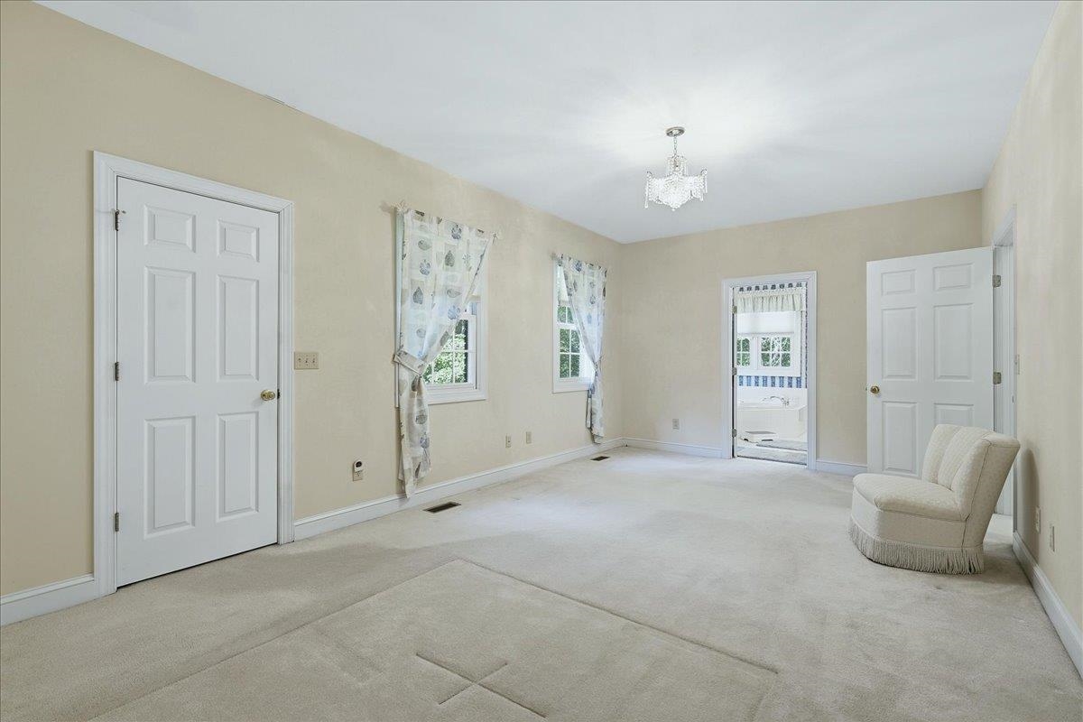 109 Wren Crossing Lane Property Photo 14