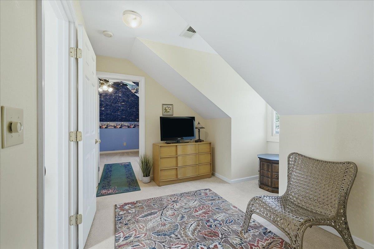 109 Wren Crossing Lane Property Photo 29