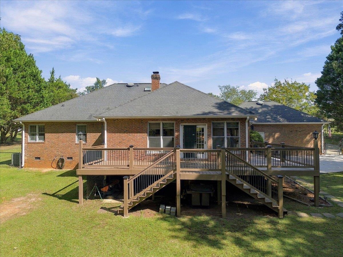 109 Wren Crossing Lane Property Photo 32