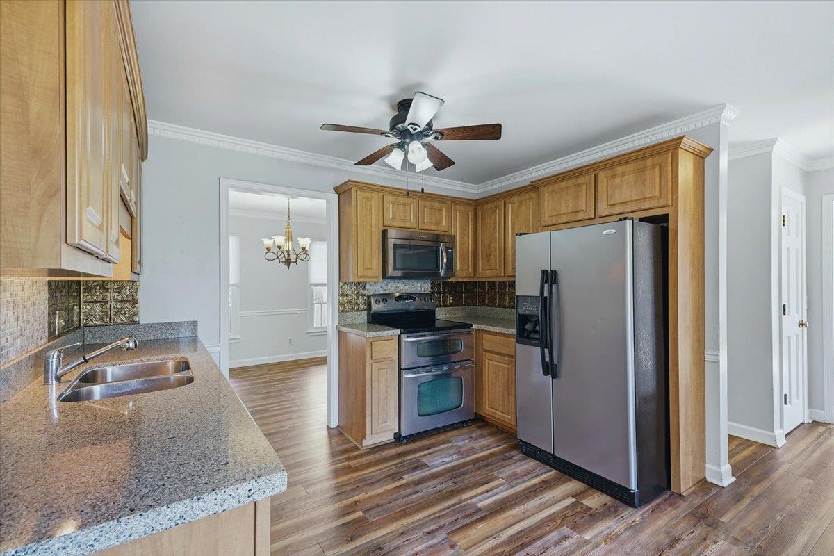202 Bright Water Lane Property Photo 15