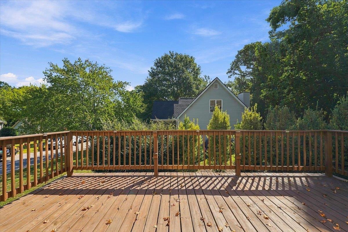202 Bright Water Lane Property Photo 33